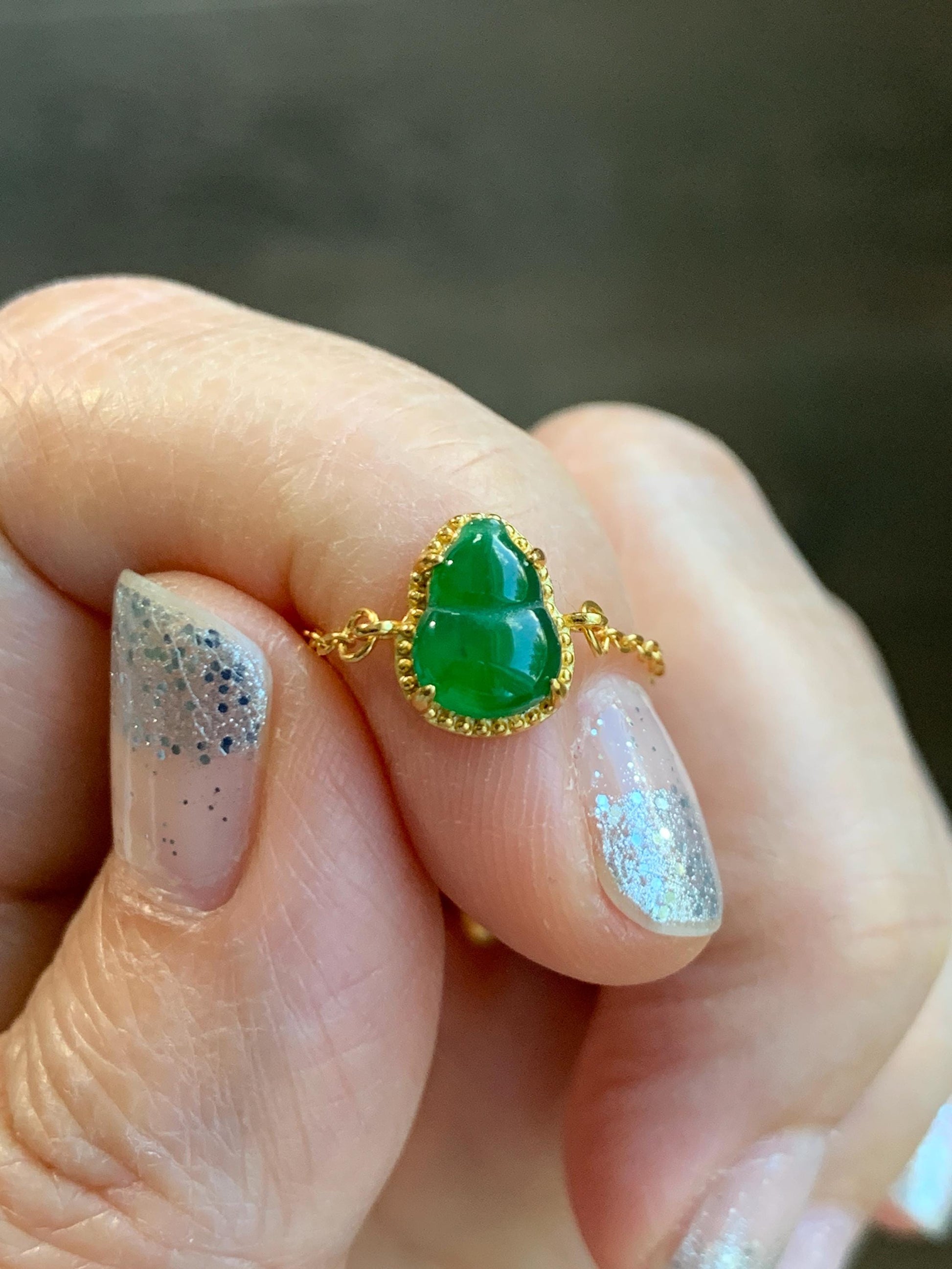 Natural Guatemalan Grade A Icy Vibrant Green Jade Jadeite Gourd Hulu Petite Chain Ring Sterling Silver Adjustable 天然冰危绿翡翠葫芦镶嵌戒链戒指 WHL65A