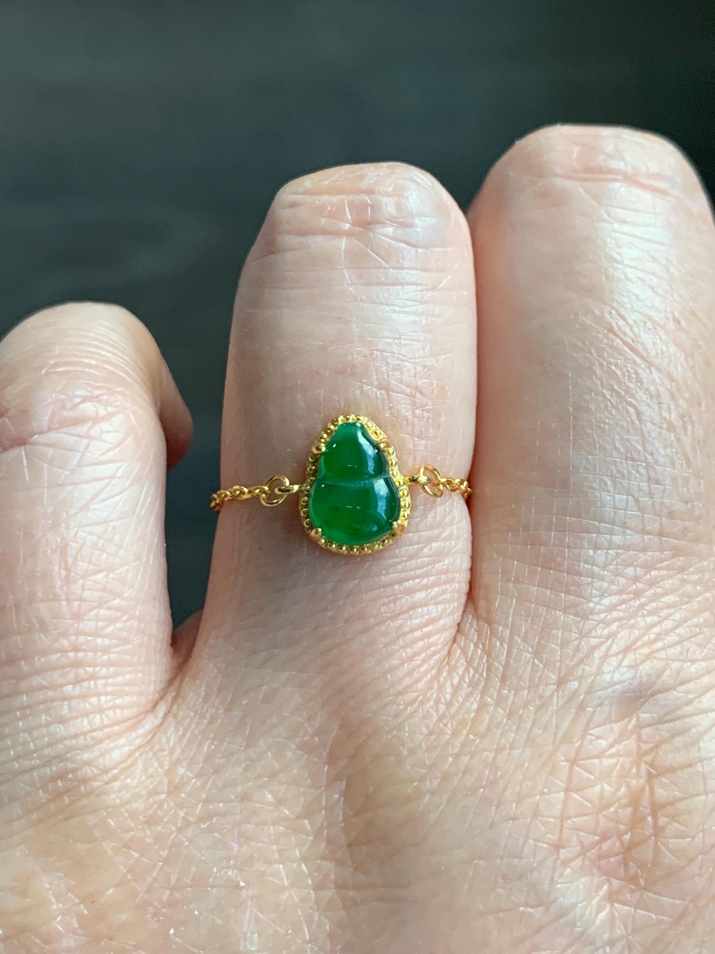 Natural Guatemalan Grade A Icy Vibrant Green Jade Jadeite Gourd Hulu Petite Chain Ring Sterling Silver Adjustable 天然冰危绿翡翠葫芦镶嵌戒链戒指 WHL65A
