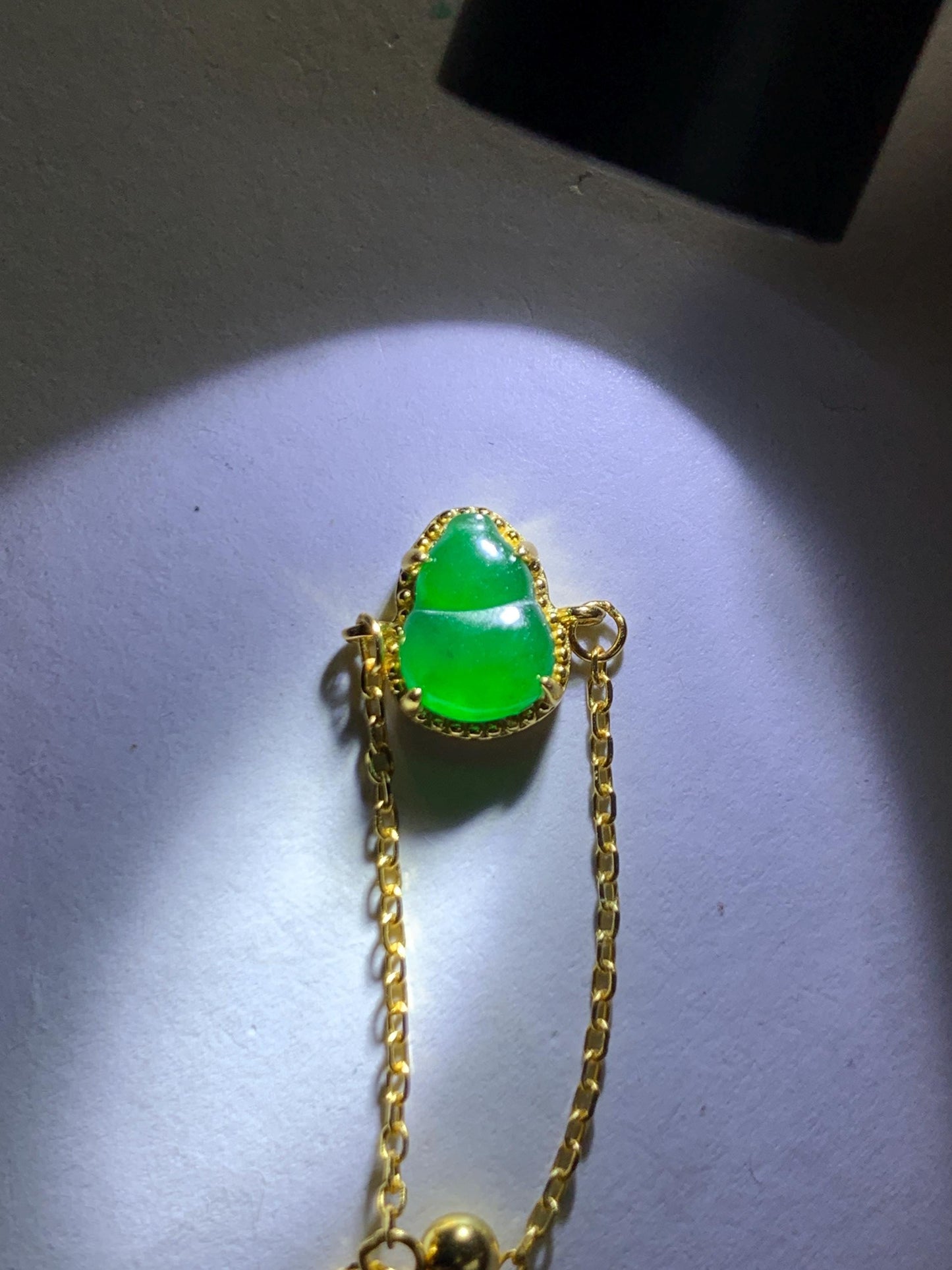 Natural Guatemalan Grade A Icy Vibrant Green Jade Jadeite Gourd Hulu Petite Chain Ring Sterling Silver Adjustable 天然冰危绿翡翠葫芦镶嵌戒链戒指 WHL65A