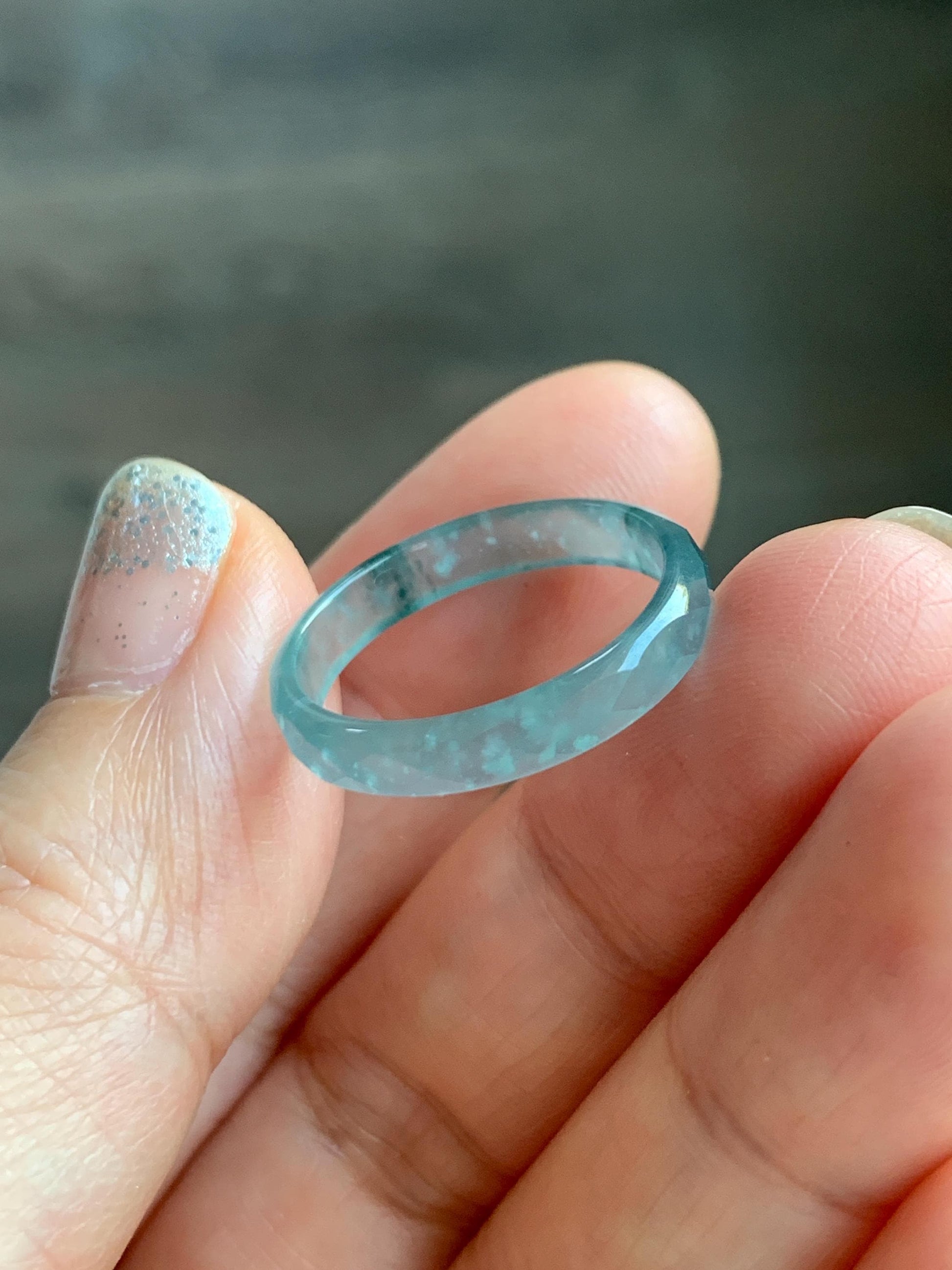Natural Grade A Guatemalan Icy Highly Translucent Light Teal Green Jade Jadeite Diamond Faceted Band Ring Size 8 天然冰危浅绿起光翡翠切割面戒圈 QGW220B