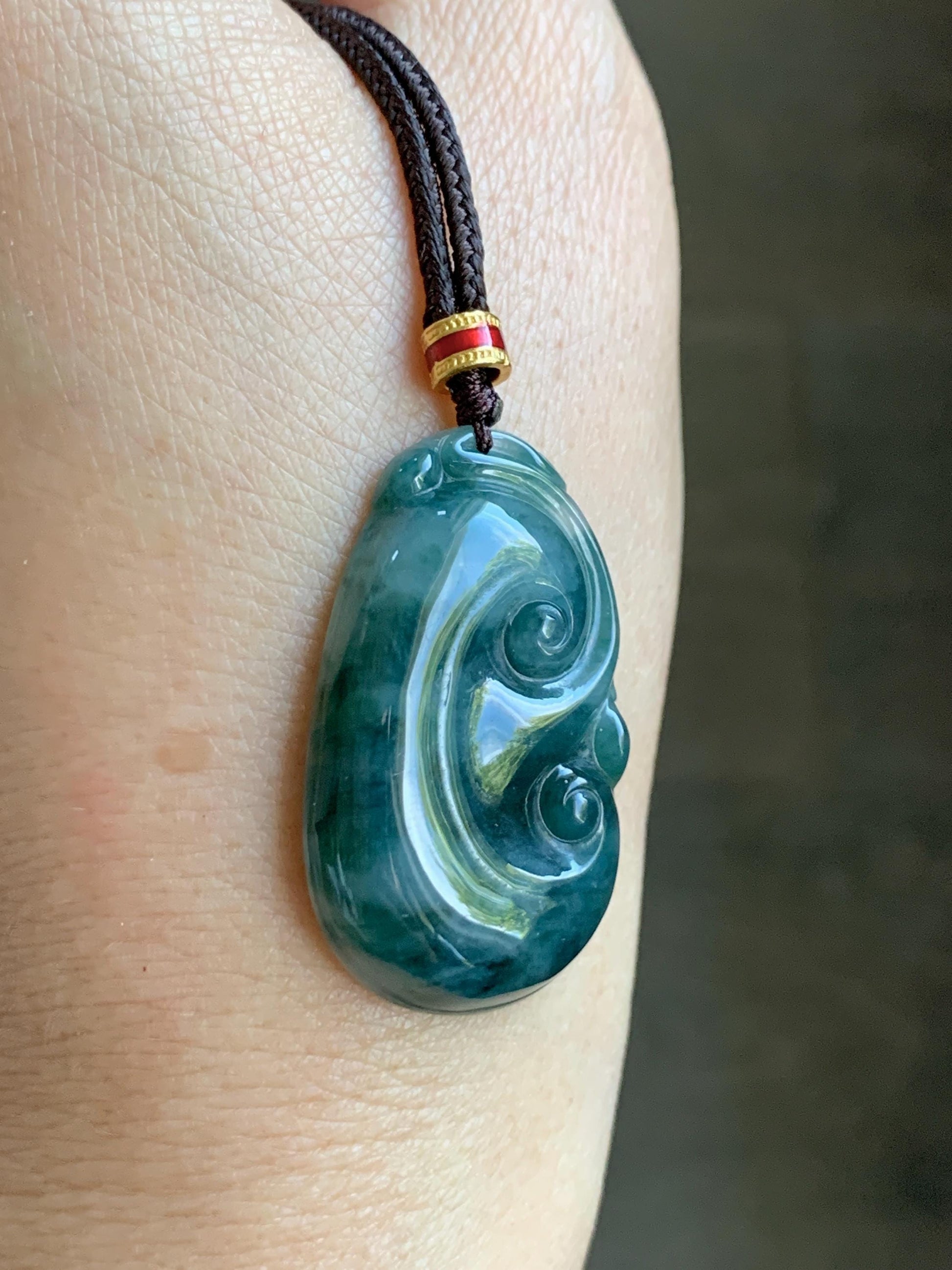 Certified Natural Grade A Icy Translucent Dark Teal Green Marbled Jade Jadeite Ruyi Pendant Rope Necklace 26” 9.8g 天然细糯飘花翡翠如意吊坠 479