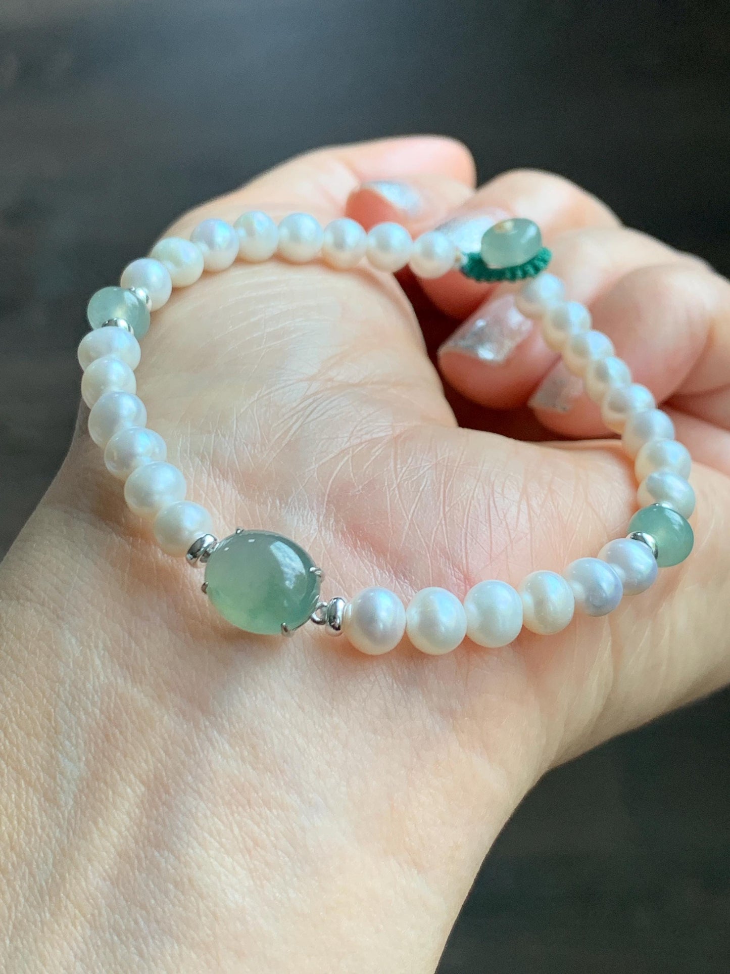 Natural Freshwater All-Nacre Pearls Grade A Icy Translucent Light Green Jade Jadeite Beaded Bracelet Sterling Silver 7" 天然淡水无核珍珠冰晴翡翠手串 ZQ203
