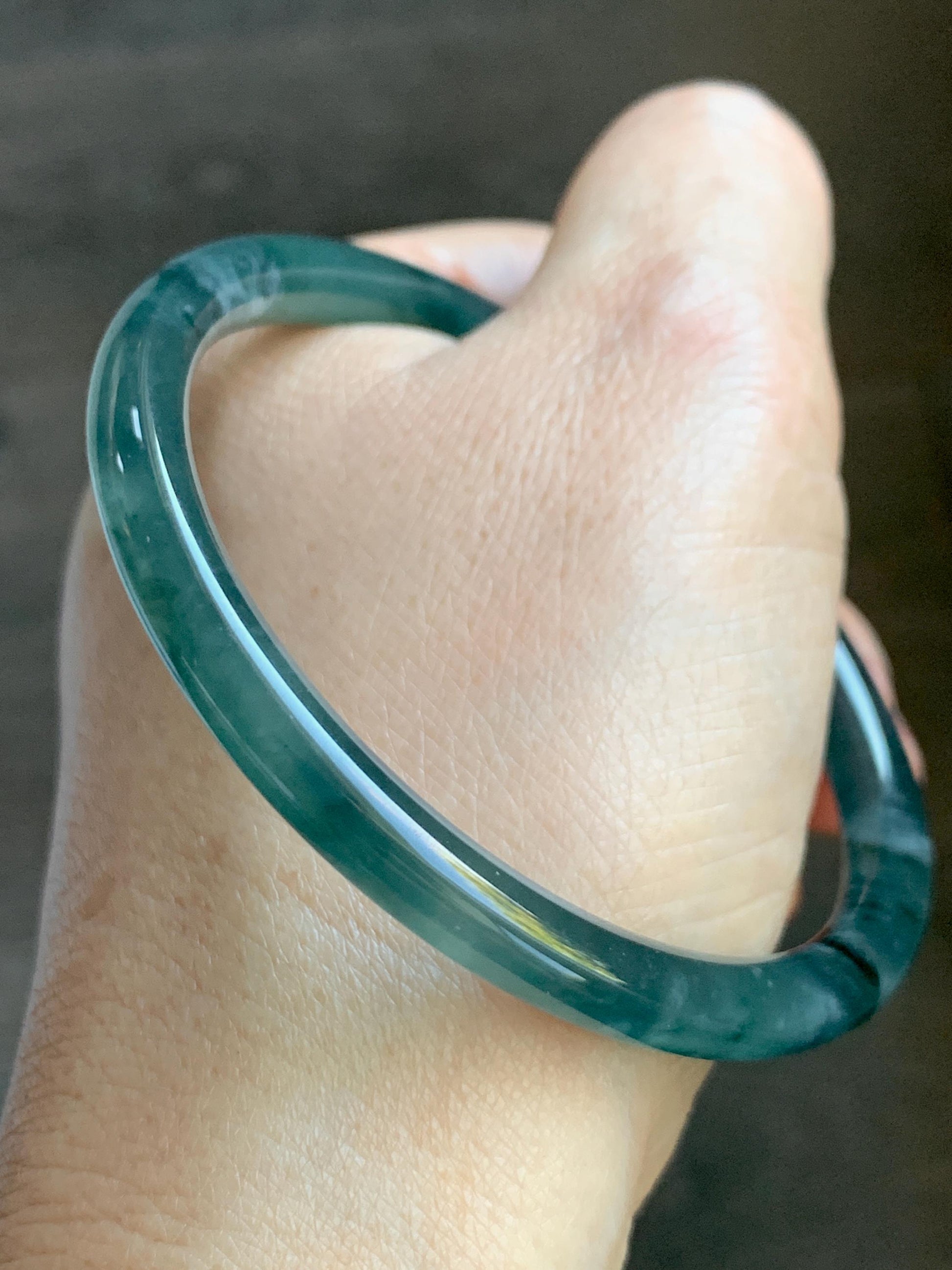 Certified Natural Grade A Guatemalan Icy Translucent Teal Green Marbled Jade Jadeite Bangle Bracelet 58.5mm 7.23” 21.48g 天然冰胶危蓝飘花翡翠细圆条手镯 453