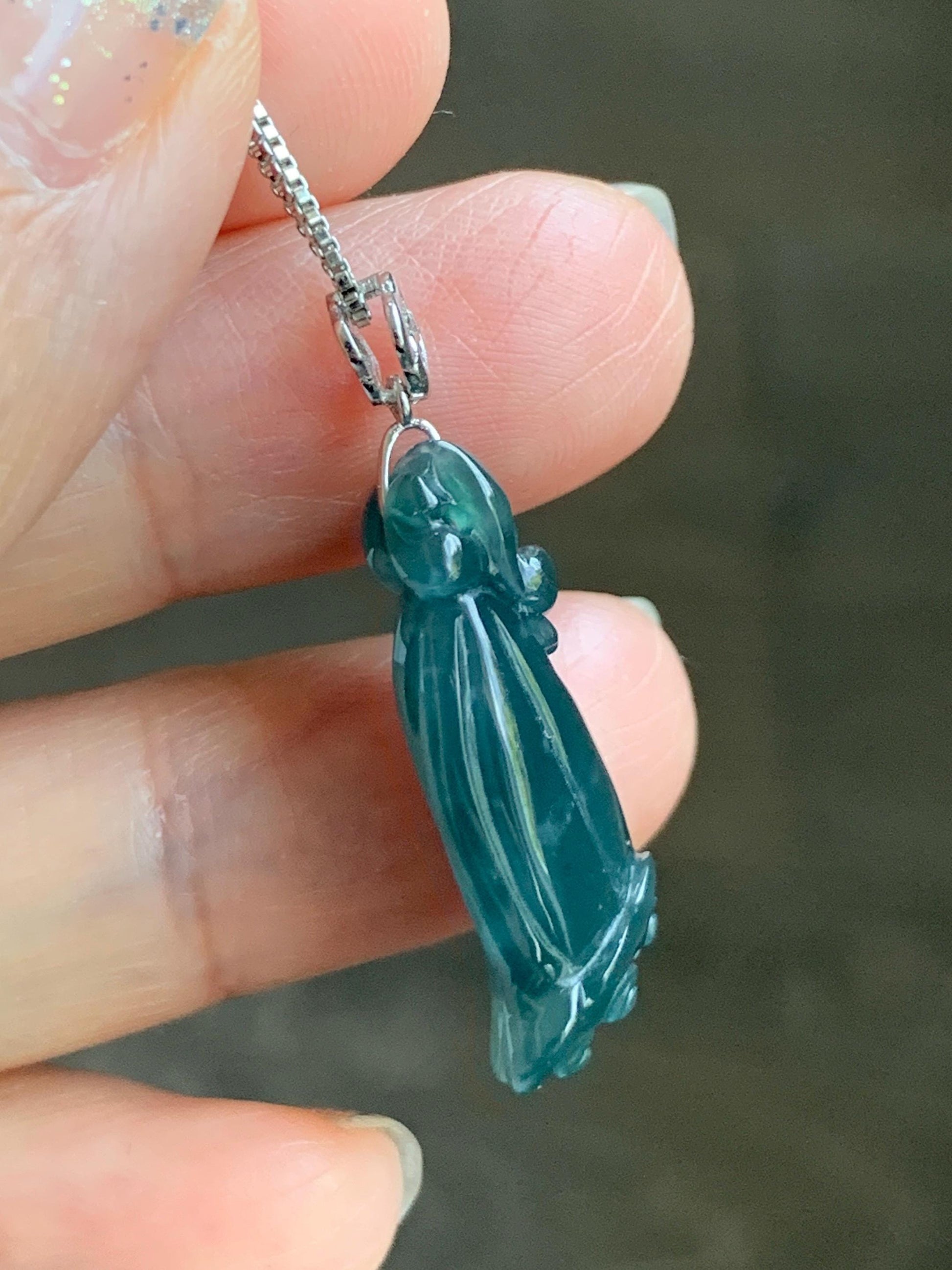 Natural Grade A Guatemalan Icy Translucent Dark Teal Blue Jade Jadeite Lotus Flower Lotus Pod Pendant Sterling Silver 天然冰危深蓝翡翠莲花莲蓬吊坠 WHP280D