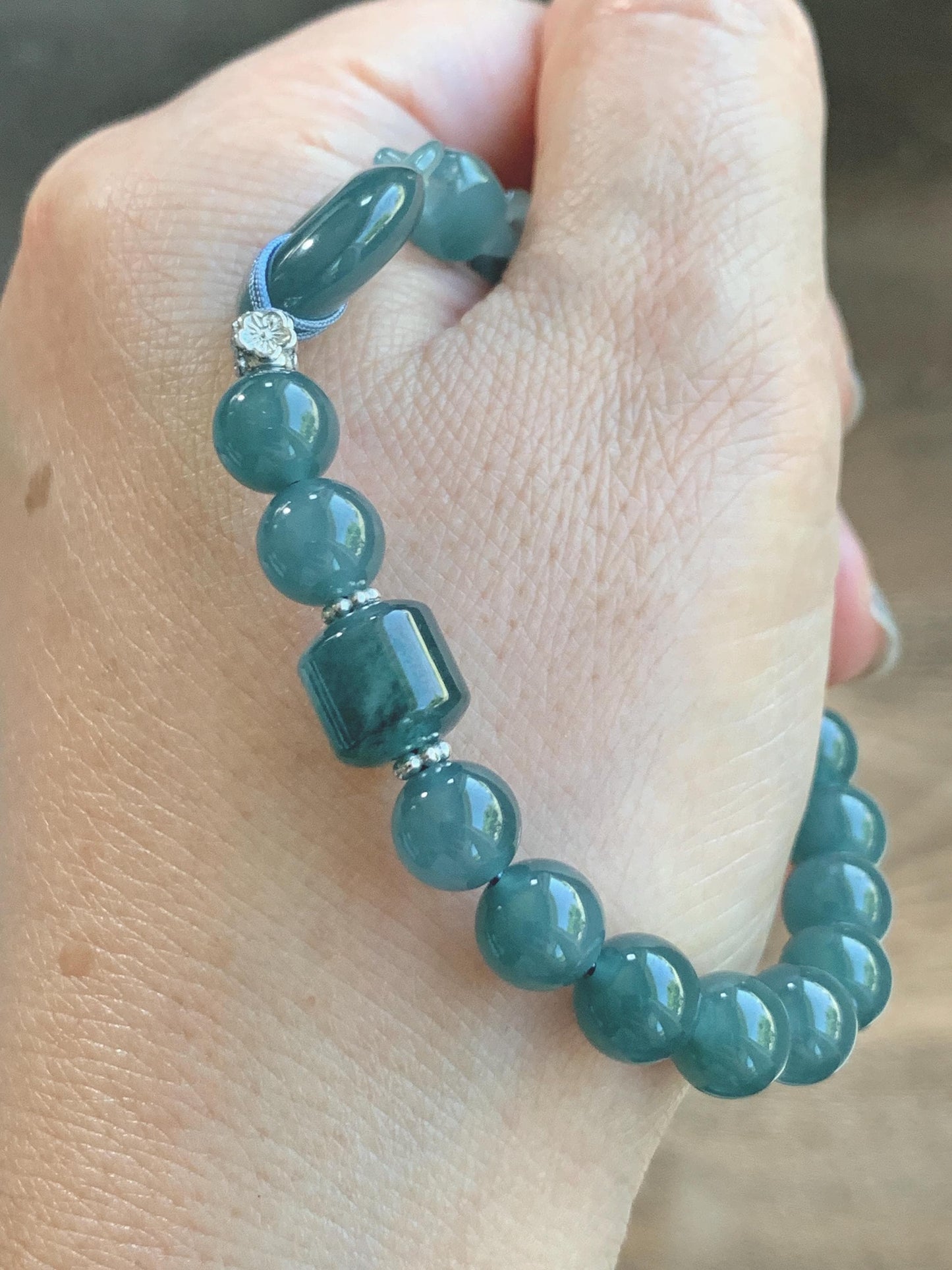 Natural Grade A Guatemalan Icy Teal Blue Jade Jadeite Interlocking Ping An Kou Donut Beaded Bracelet Sterling Silver 天然冰胶危蓝翡翠平安扣手链 WHH310
