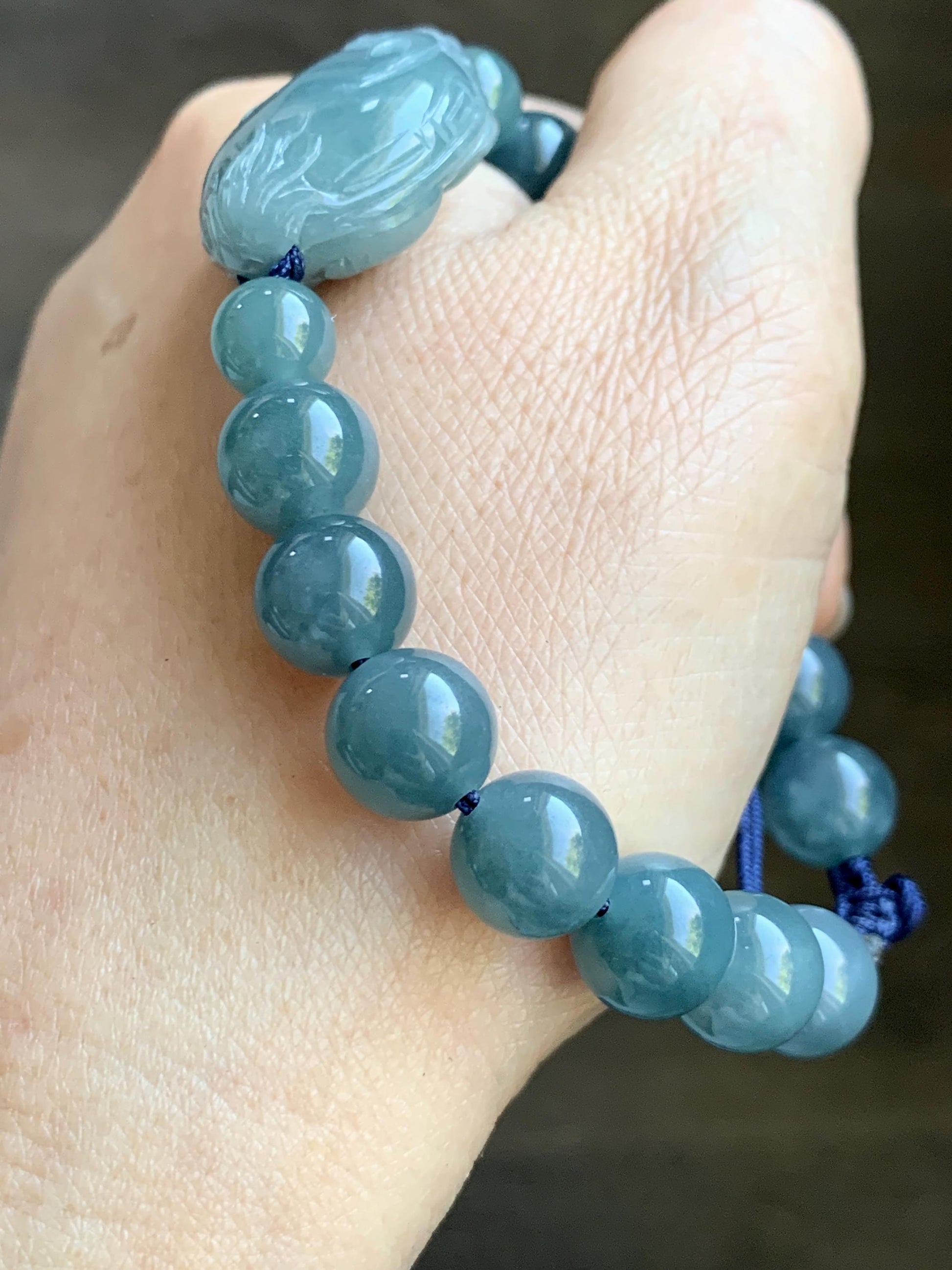 Natural Grade A Guatemalan Icy Translucent Dusty Teal Blue Jade Jadeite Dragon Turtle Beaded Bracelet 7” 37g 天然冰危灰蓝翡翠龙龟圆珠手串 HLG208