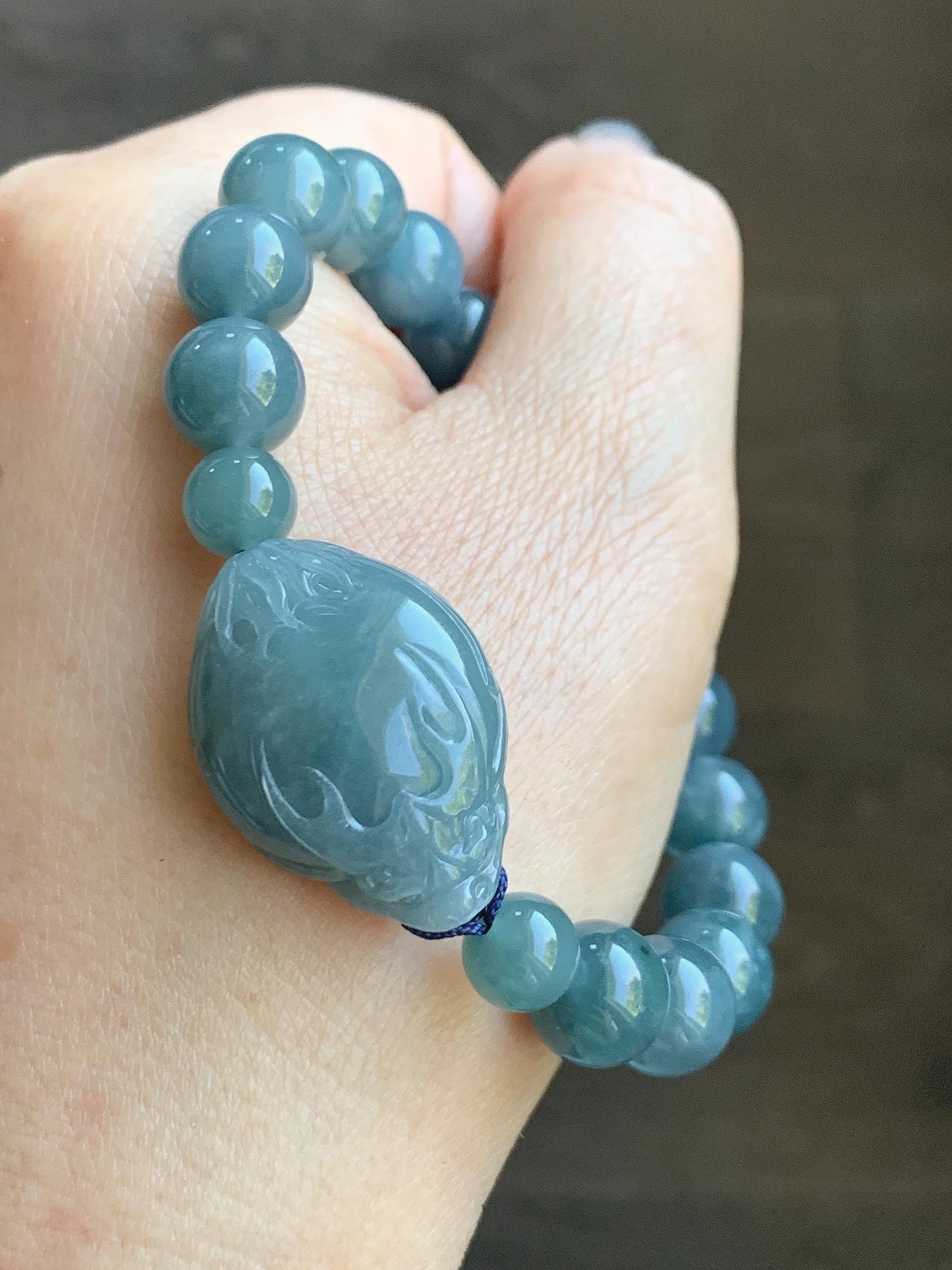 Natural Grade A Guatemalan Icy Translucent Dusty Teal Blue Jade Jadeite Dragon Turtle Beaded Bracelet 7” 37g 天然冰危灰蓝翡翠龙龟圆珠手串 HLG208