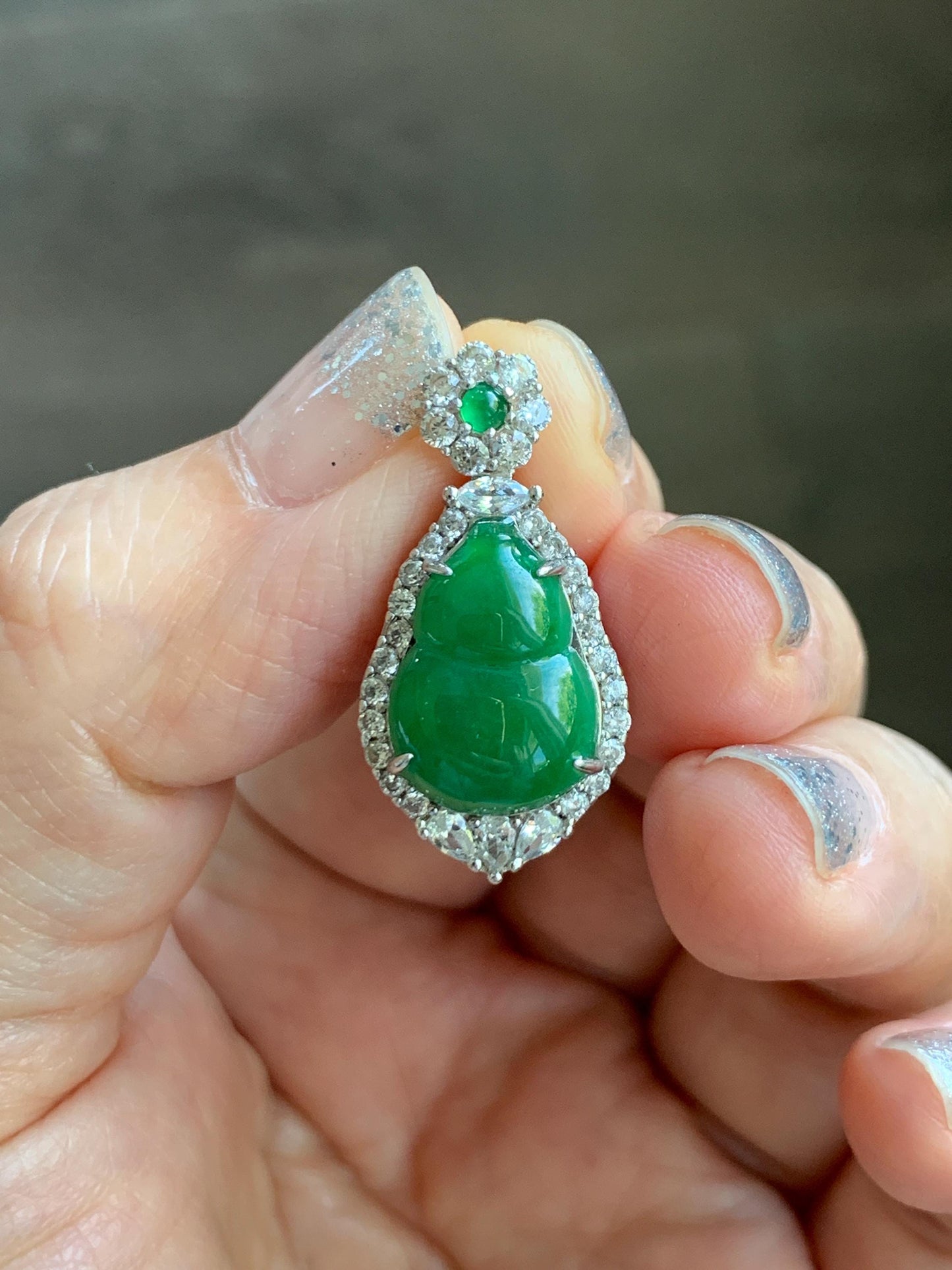 Natural Grade A Guatemalan Icy Translucent Vibrant Green Jade Jadeite Gourd Hulu Pendant Sterling Silver 4g 天然冰危绿翡翠葫芦吊坠 XMH330B