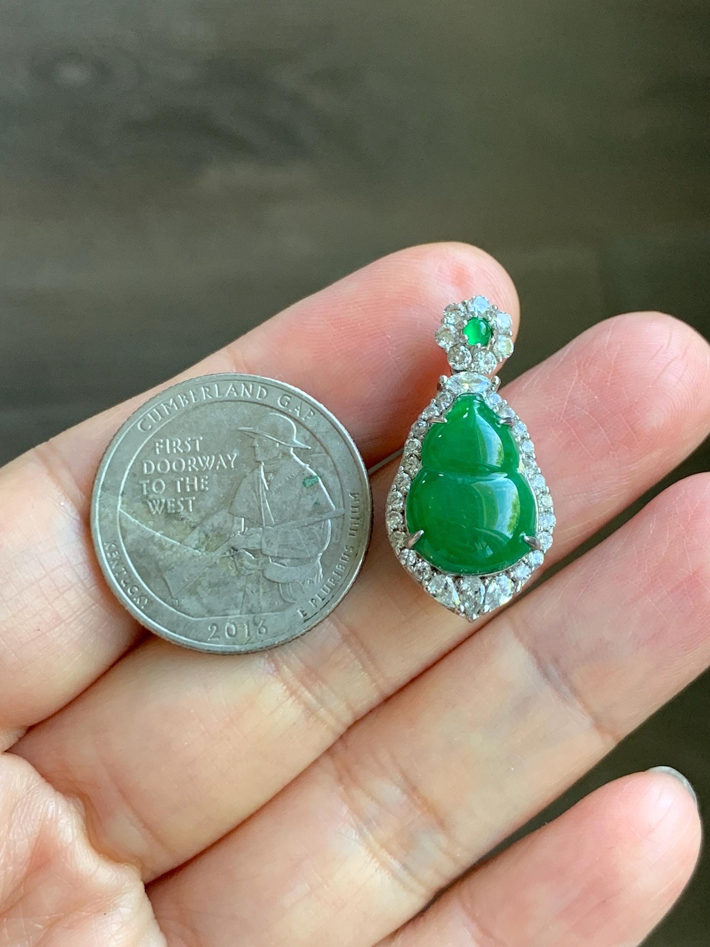 Natural Grade A Guatemalan Icy Translucent Vibrant Green Jade Jadeite Gourd Hulu Pendant Sterling Silver 4g 天然冰危绿翡翠葫芦吊坠 XMH330B