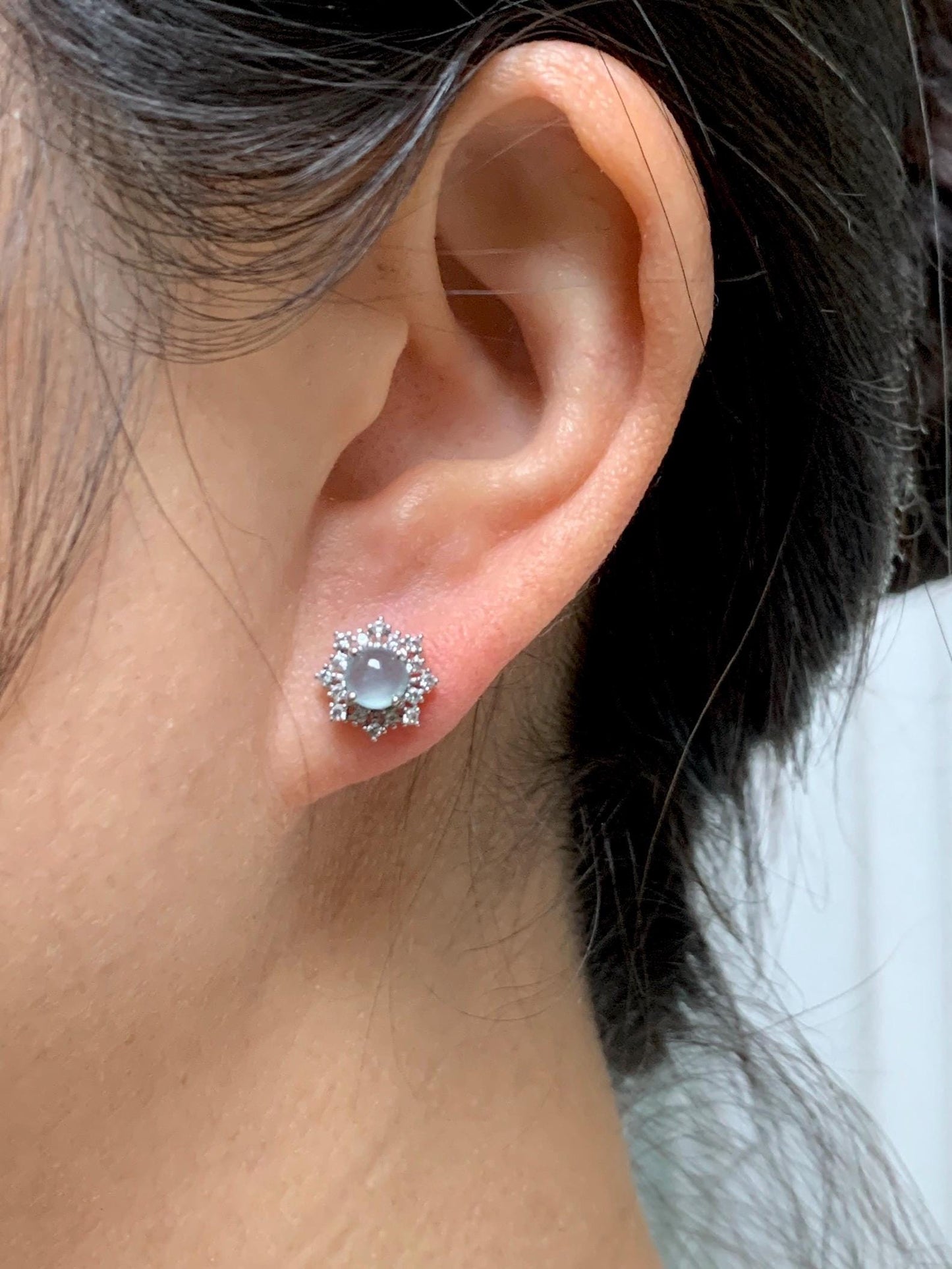 Natural grade A Guatemalan Icy Highly Translucent Pastel Blue Jade Jadeite Snowflake Stud Earrings Sterling Silver 天然冰危淡蓝翡翠银镶耳钉 XHD77
