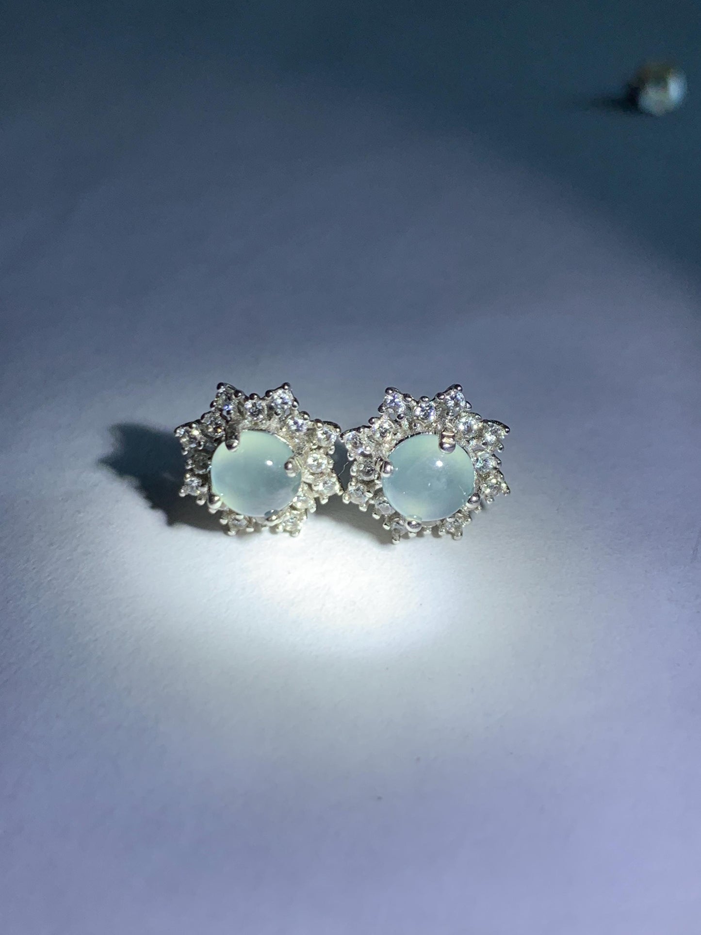 Natural grade A Guatemalan Icy Highly Translucent Pastel Blue Jade Jadeite Snowflake Stud Earrings Sterling Silver 天然冰危淡蓝翡翠银镶耳钉 XHD77