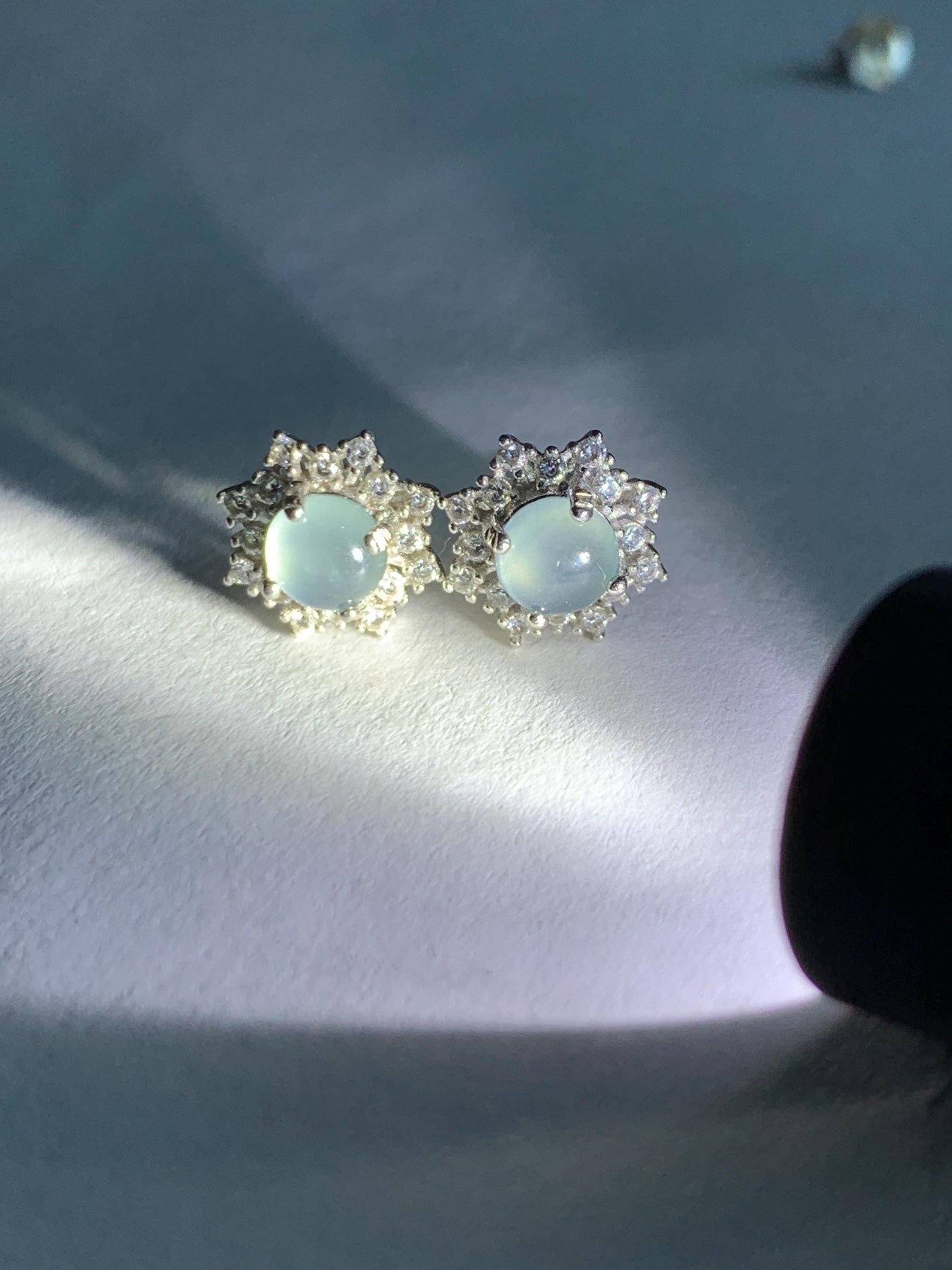 Natural grade A Guatemalan Icy Highly Translucent Pastel Blue Jade Jadeite Snowflake Stud Earrings Sterling Silver 天然冰危淡蓝翡翠银镶耳钉 XHD77