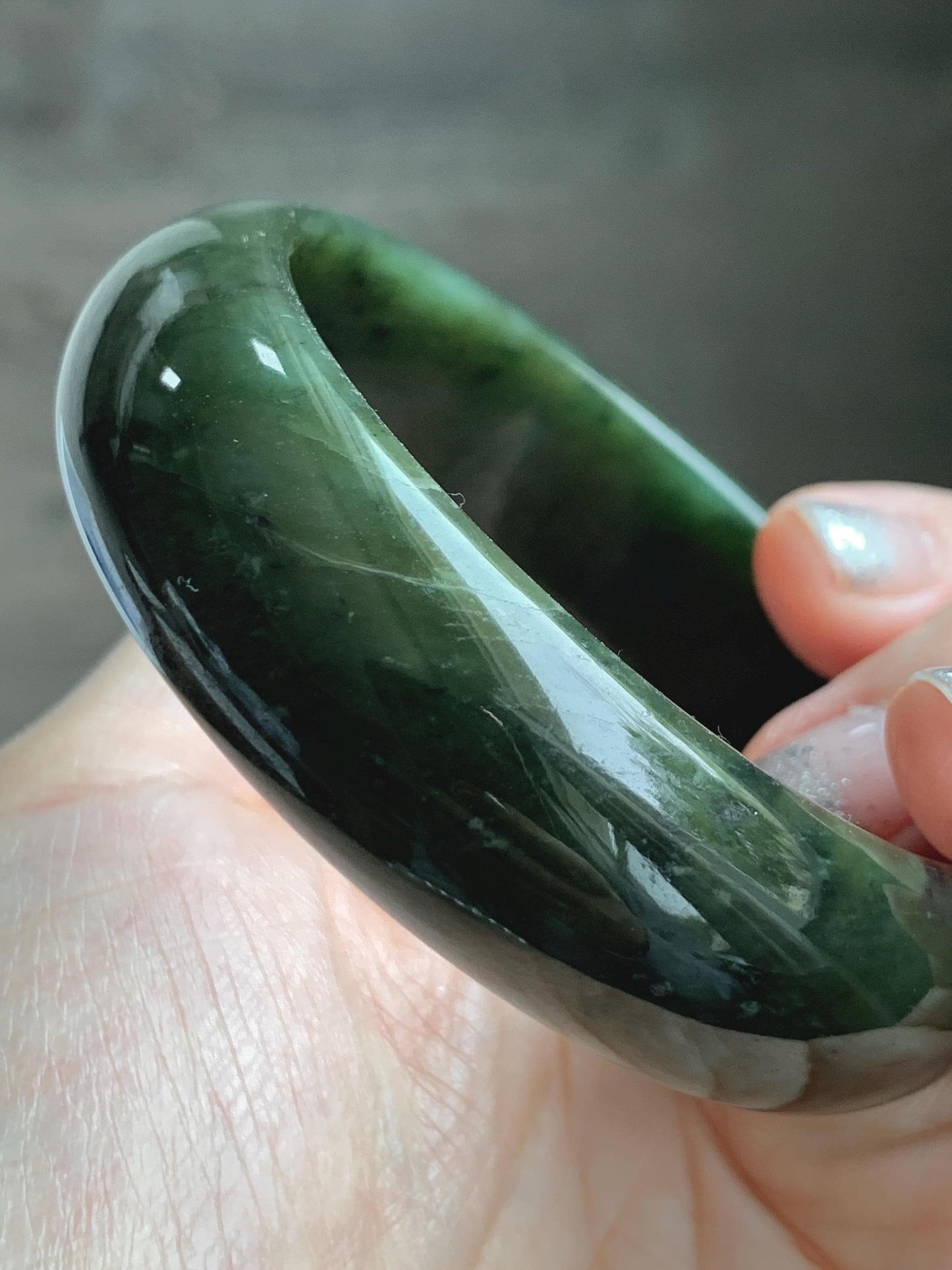 Certified Natural Nephrite Jade Translucent Dark Green Bangle Bracelet 58.29mm 7.2” 77.26g 天然和田玉轮胎宽手镯 147