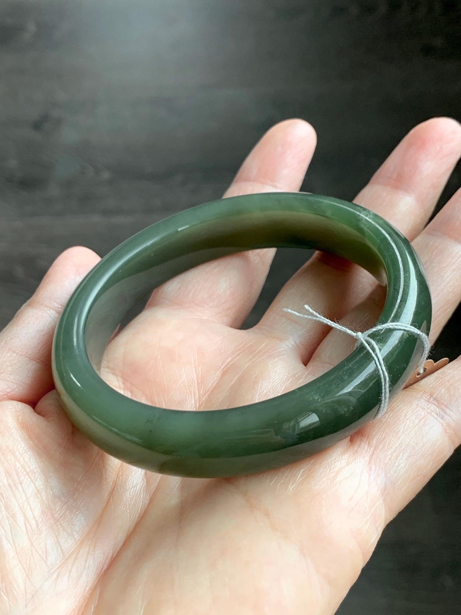 Certified Natural Nephrite Jade Translucent Dark Olive Green Bangle Bracelet 59mm 7.3” 56.23g 天然和田玉轮胎宽手镯 148