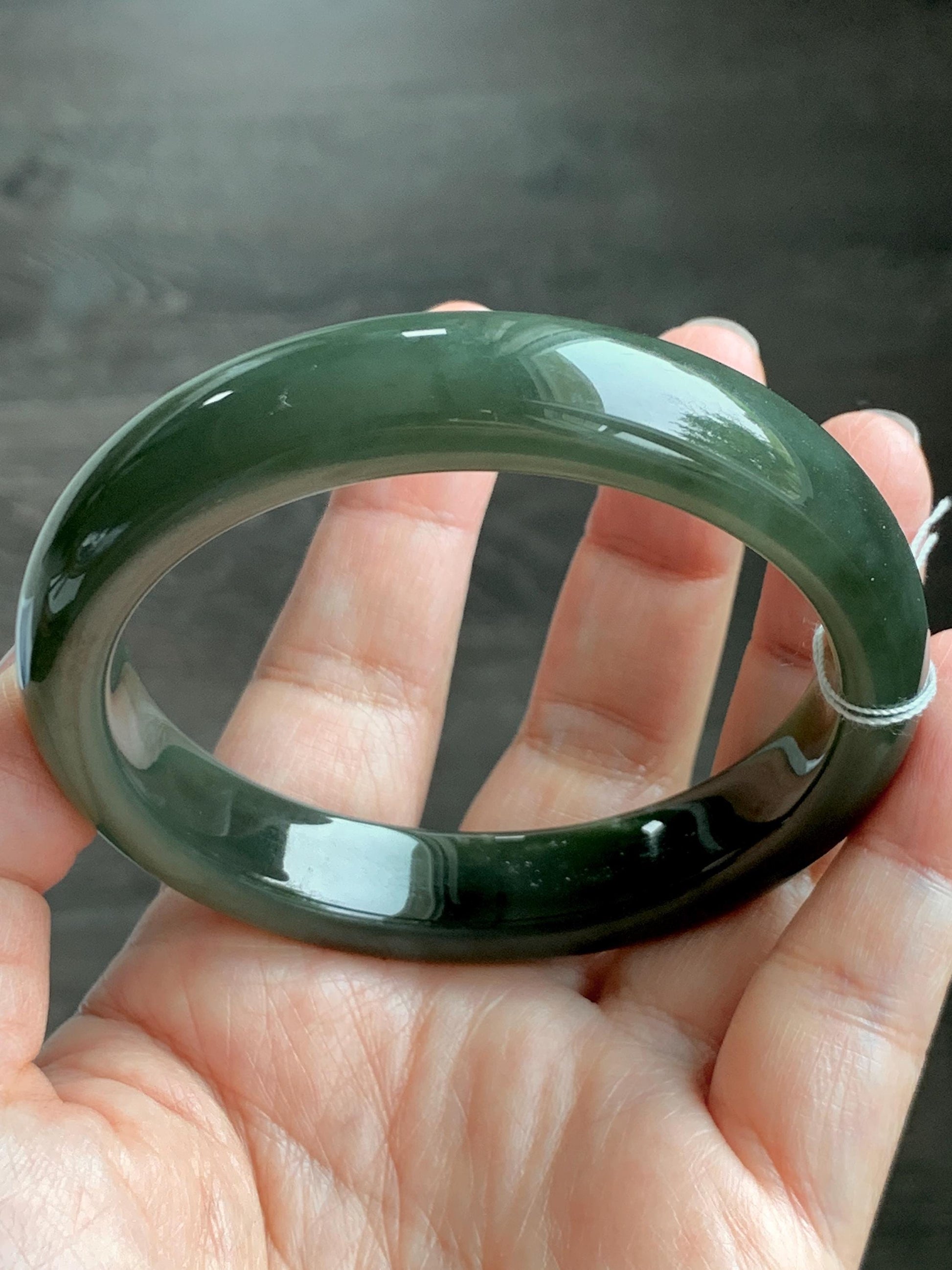 Certified Natural Nephrite Jade Translucent Dark Olive Green Bangle Bracelet 59mm 7.3” 56.23g 天然和田玉轮胎宽手镯 148