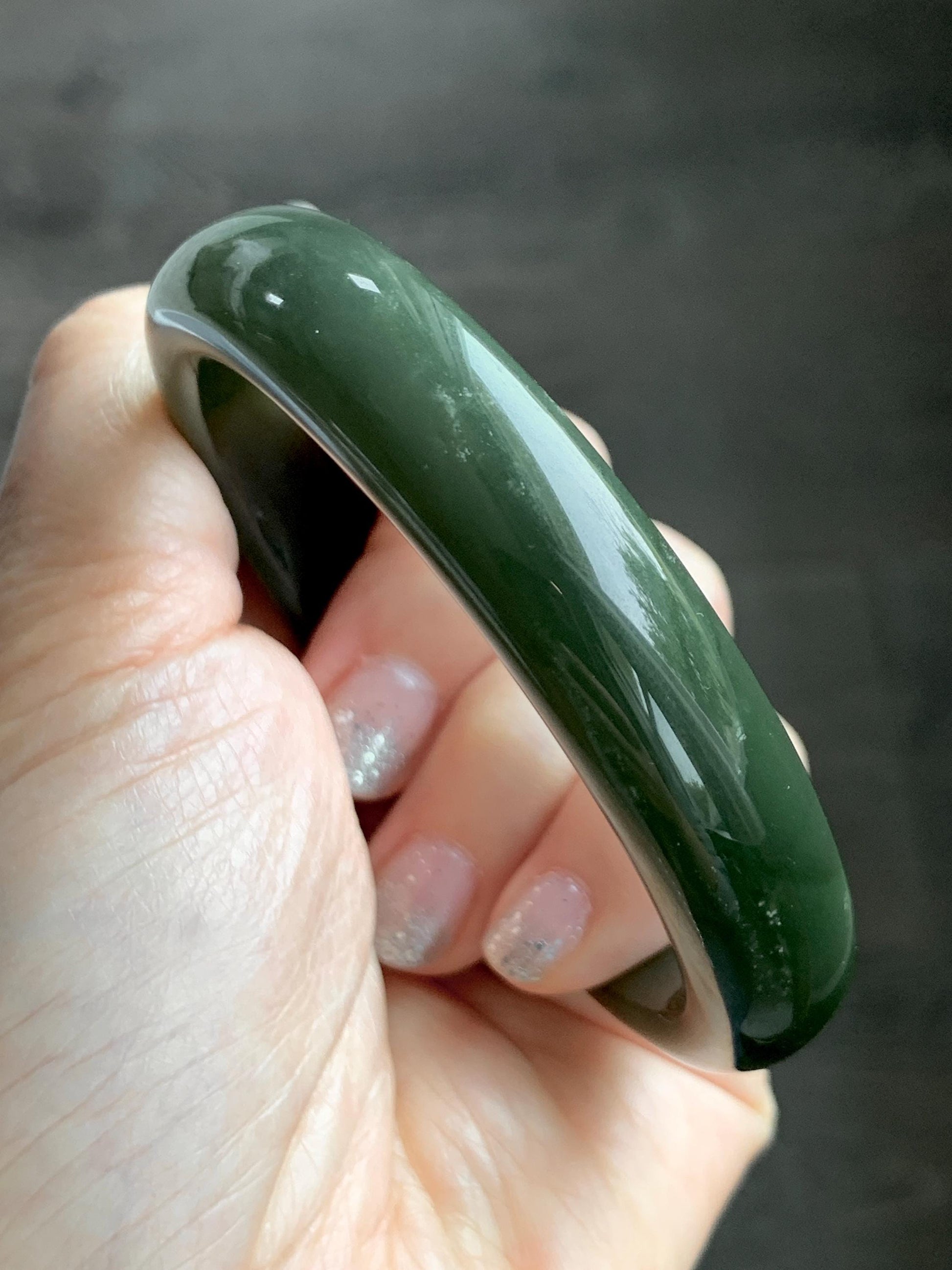 Certified Natural Nephrite Jade Translucent Dark Olive Green Bangle Bracelet 59mm 7.3” 56.23g 天然和田玉轮胎宽手镯 148