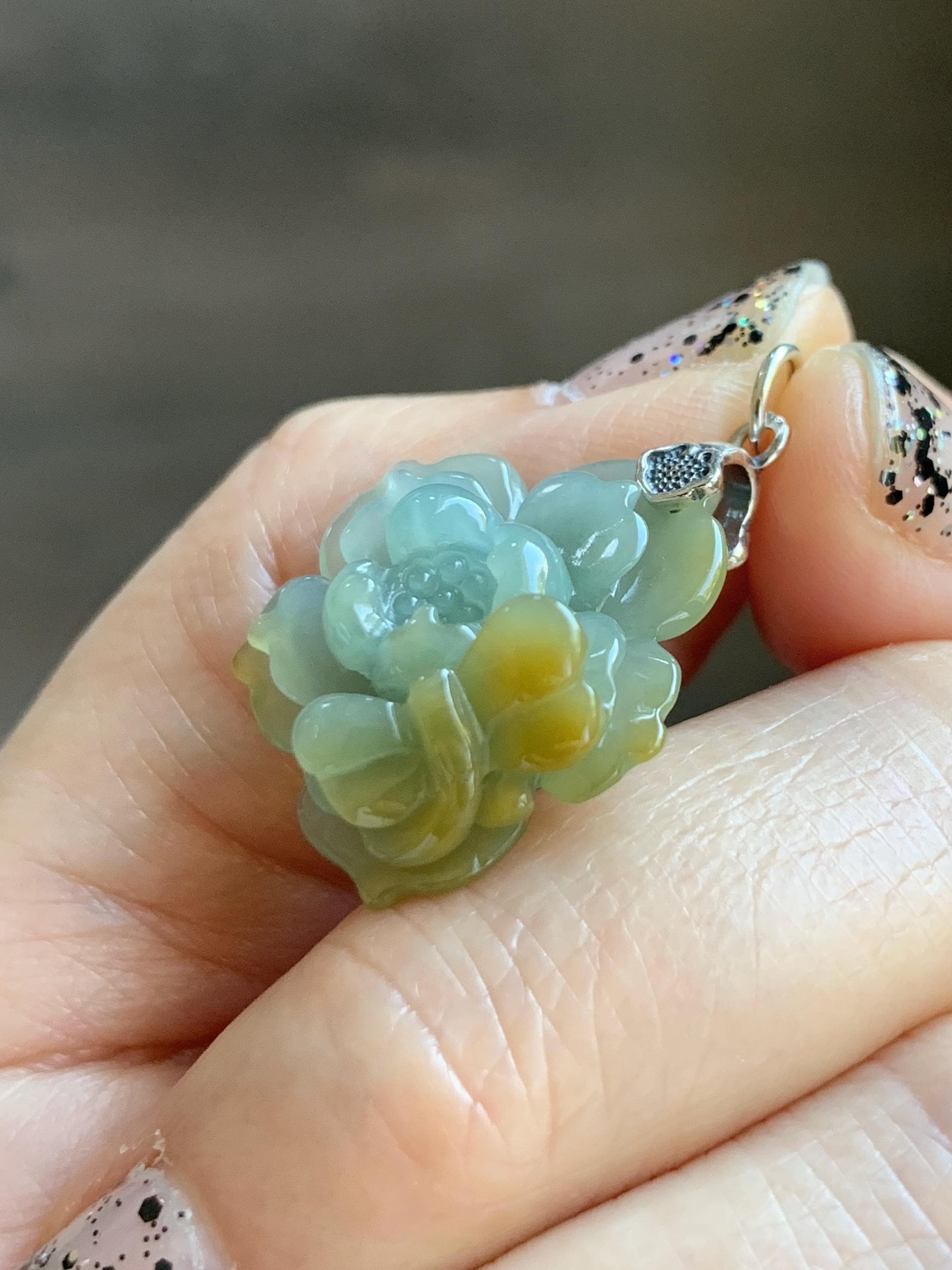 Natural Grade A Guatemalan Icy Translucent Pastel Dusty Blue Yellow Jade Jadeite Lotus Flower Pendant Sterling Silver 天然冰危蓝黄翡翠莲花吊坠 WSS118