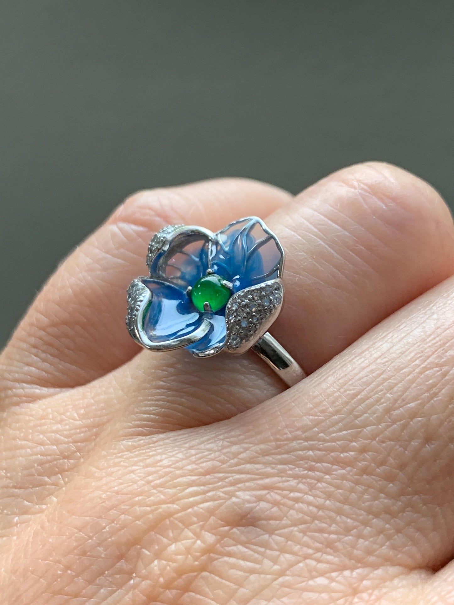 Natural Grade A Guatemalan Icy Translucent Vibrant Green Jade Jadeite Flower Ring Sterling Silver Blue Resin 3g 天然冰危绿翡翠银镶花戒指 LHH82R