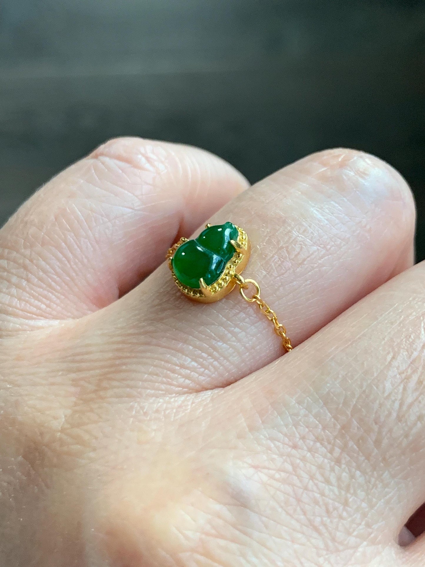 Natural Guatemalan Grade A Icy Vibrant Green Jade Jadeite Gourd Hulu Petite Chain Ring Sterling Silver Adjustable 天然冰危绿翡翠葫芦镶嵌戒链戒指 WHL65A