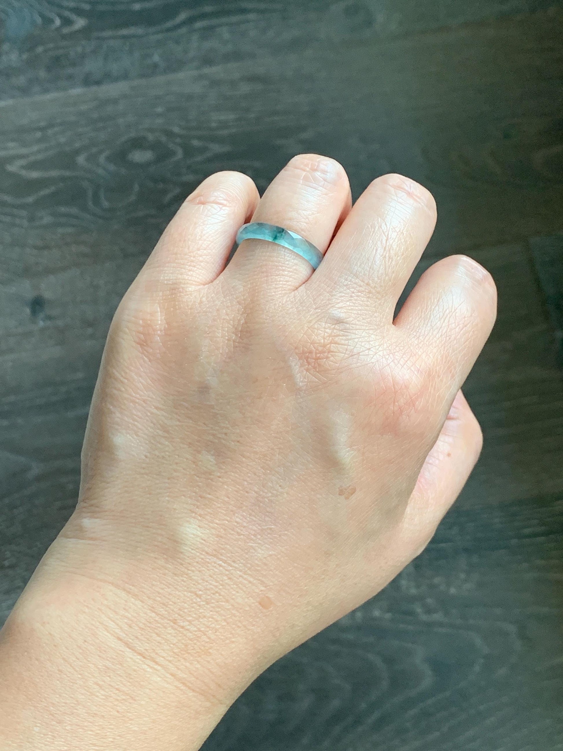 Natural Grade A Guatemalan Icy Highly Translucent Light Teal Green Jade Jadeite Diamond Faceted Band Ring Size 8 天然冰危浅绿起光翡翠切割面戒圈 QGW220B