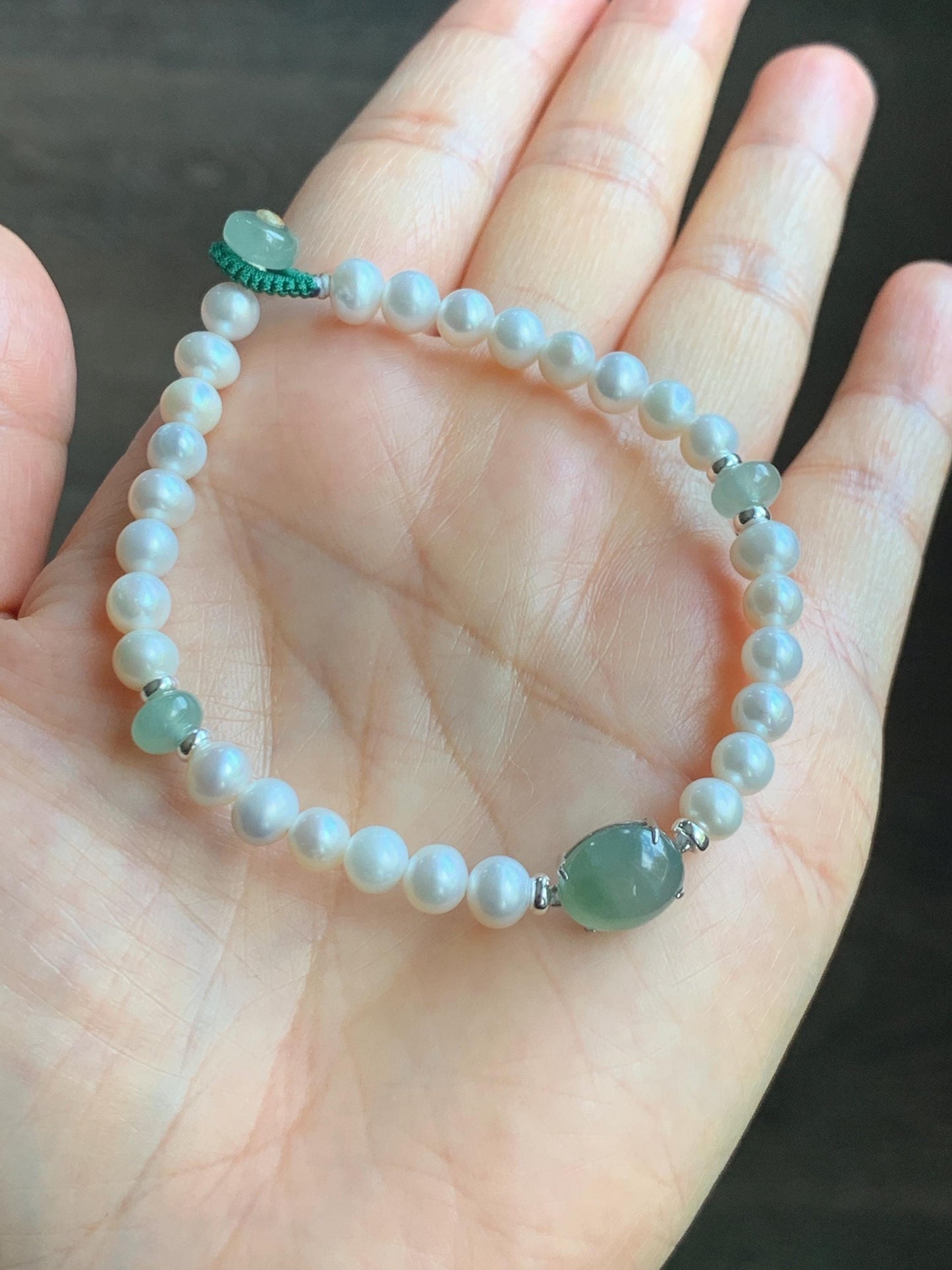 Natural Freshwater All-Nacre Pearls Grade A Icy Translucent Light Green Jade Jadeite Beaded Bracelet Sterling Silver 7" 天然淡水无核珍珠冰晴翡翠手串 ZQ203