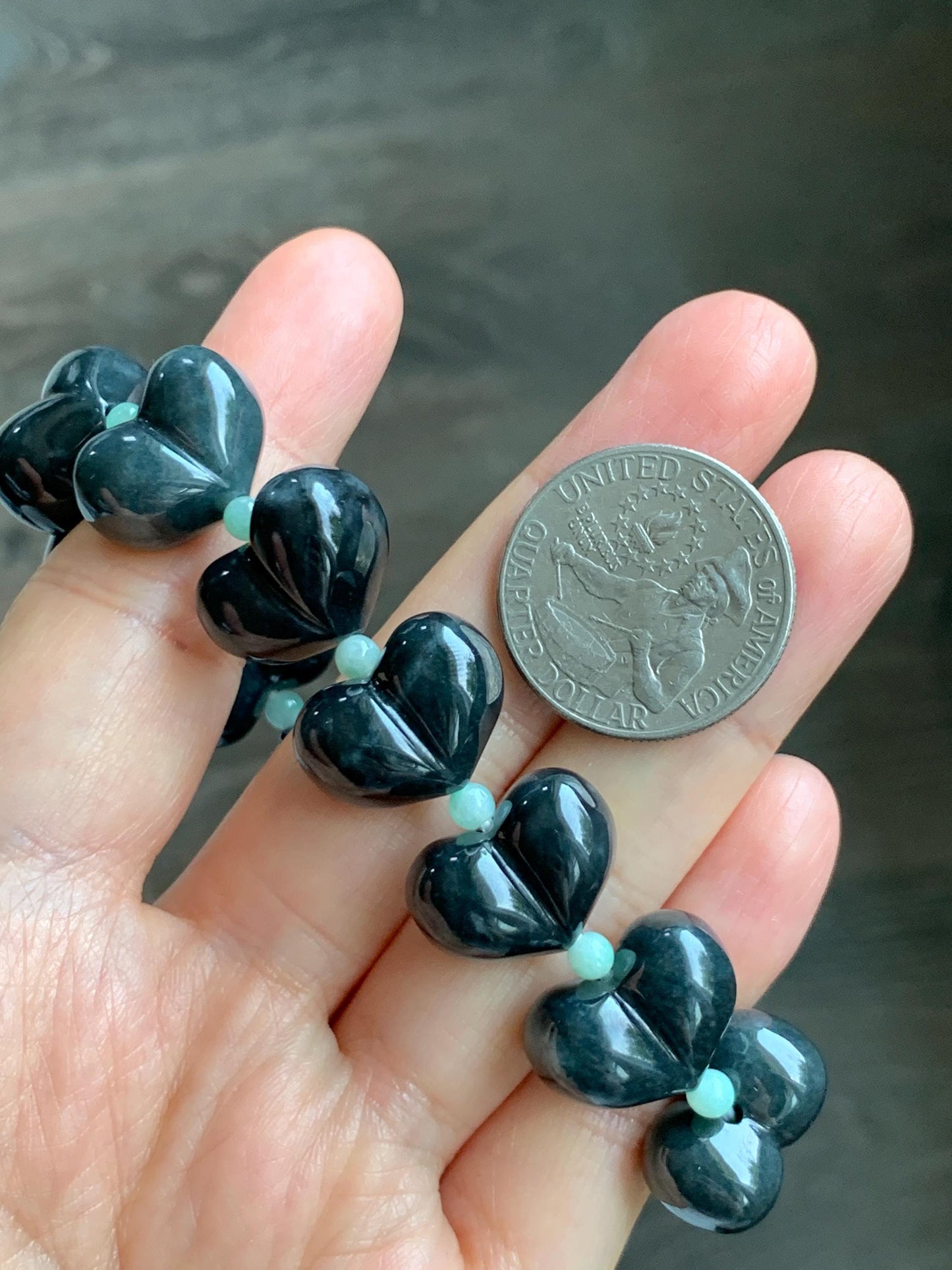 Natural Grade A Guatemalan Opaque Black Jade Jadeite Large Heart Beads Beaded Bracelet Stretchy 6.75" 67g 天然危起油墨翠大卡桃心珠手串 WMC286