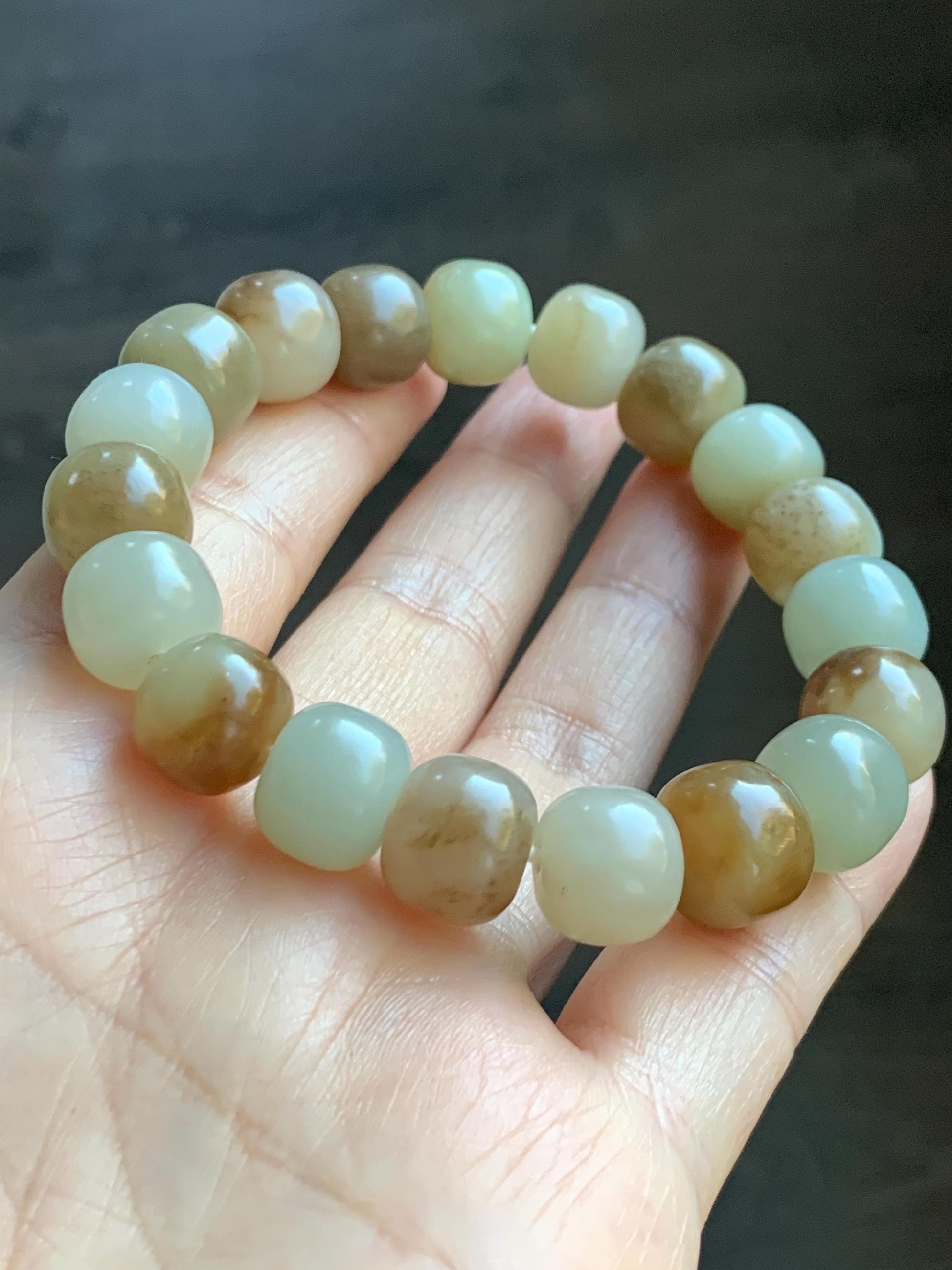 Natural Nephrite Jade Beige Brown Translucent Large Barrel Beads Beaded Bracelet Matte Finish 7.25" 49g 天然和田玉糖色哑光桶珠手串 HTTS150