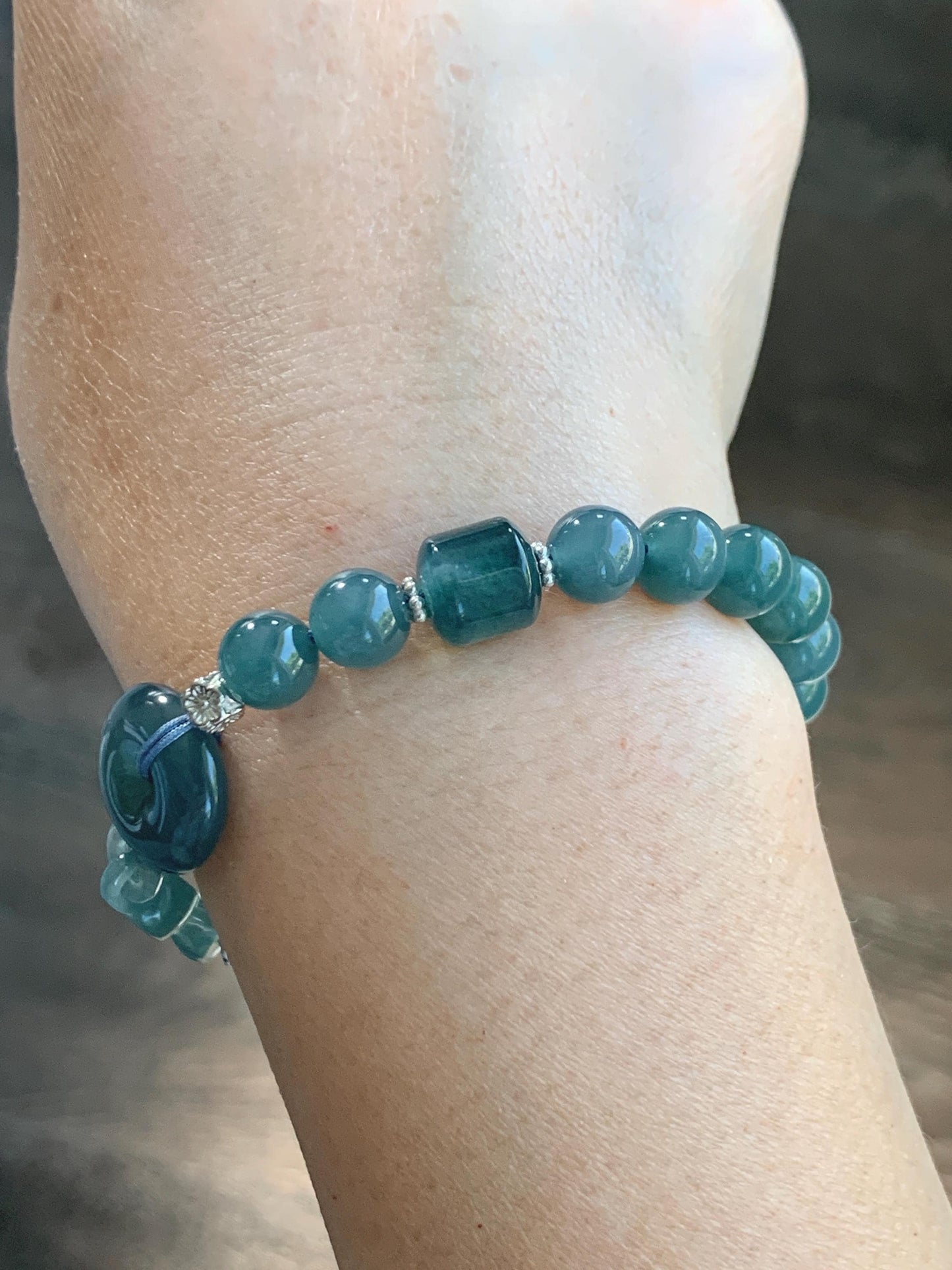 Natural Grade A Guatemalan Icy Teal Blue Jade Jadeite Interlocking Ping An Kou Donut Beaded Bracelet Sterling Silver 天然冰胶危蓝翡翠平安扣手链 WHH310