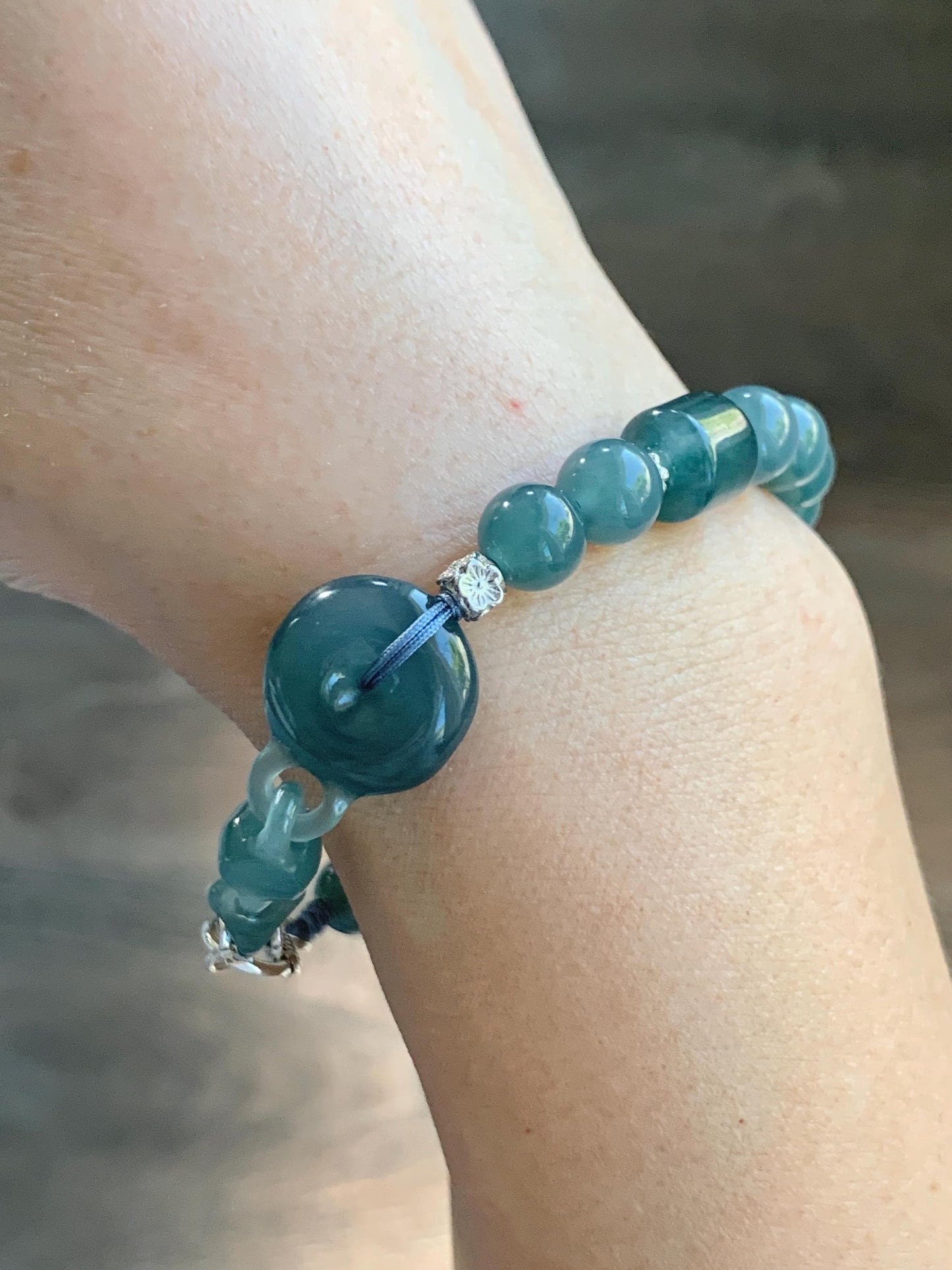 Natural Grade A Guatemalan Icy Teal Blue Jade Jadeite Interlocking Ping An Kou Donut Beaded Bracelet Sterling Silver 天然冰胶危蓝翡翠平安扣手链 WHH310