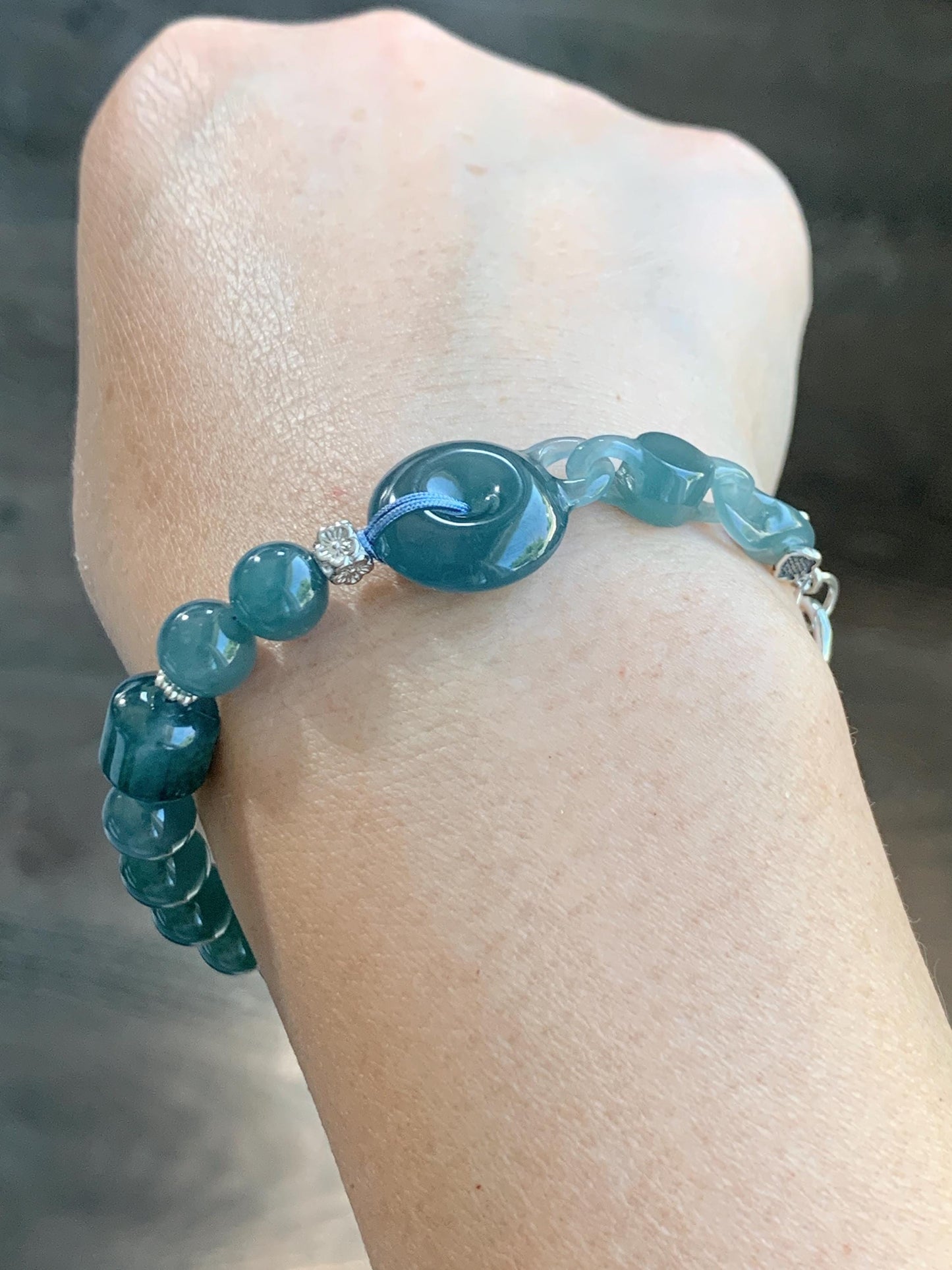 Natural Grade A Guatemalan Icy Teal Blue Jade Jadeite Interlocking Ping An Kou Donut Beaded Bracelet Sterling Silver 天然冰胶危蓝翡翠平安扣手链 WHH310