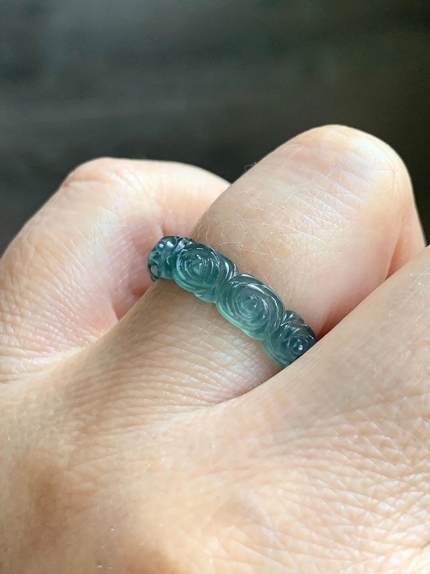 Grade A Natural Guatemalan Icy Translucent Dark Teal Blue Jade Jadeite Carved Rose Band Ring Size 7.25 US 天然冰胶危蓝翡翠玫瑰花戒圈 GWR450C