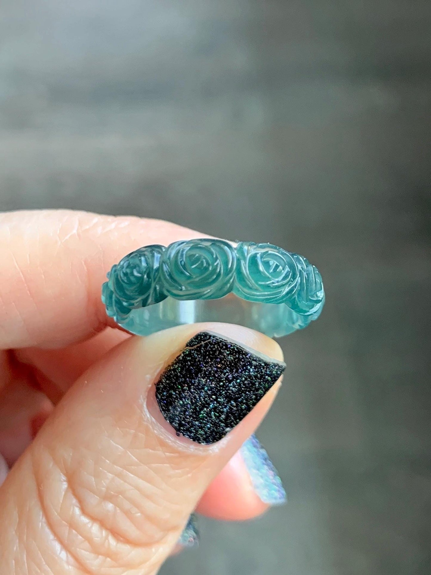 Grade A Natural Guatemalan Icy Translucent Dark Teal Blue Jade Jadeite Carved Rose Band Ring Size 6 US 天然冰胶危蓝翡翠玫瑰花戒圈 GWR450B