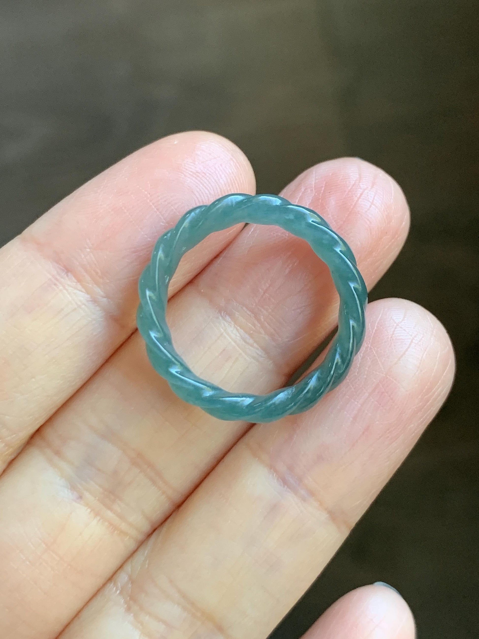 Natural Grade A Guatemalan Icy Translucent Gelatinous Dark Teal Blue Jade Jadeite Carved Braid Band Ring Size 7 US 天然冰危深蓝绿翡翠麻花戒圈 MHW66D