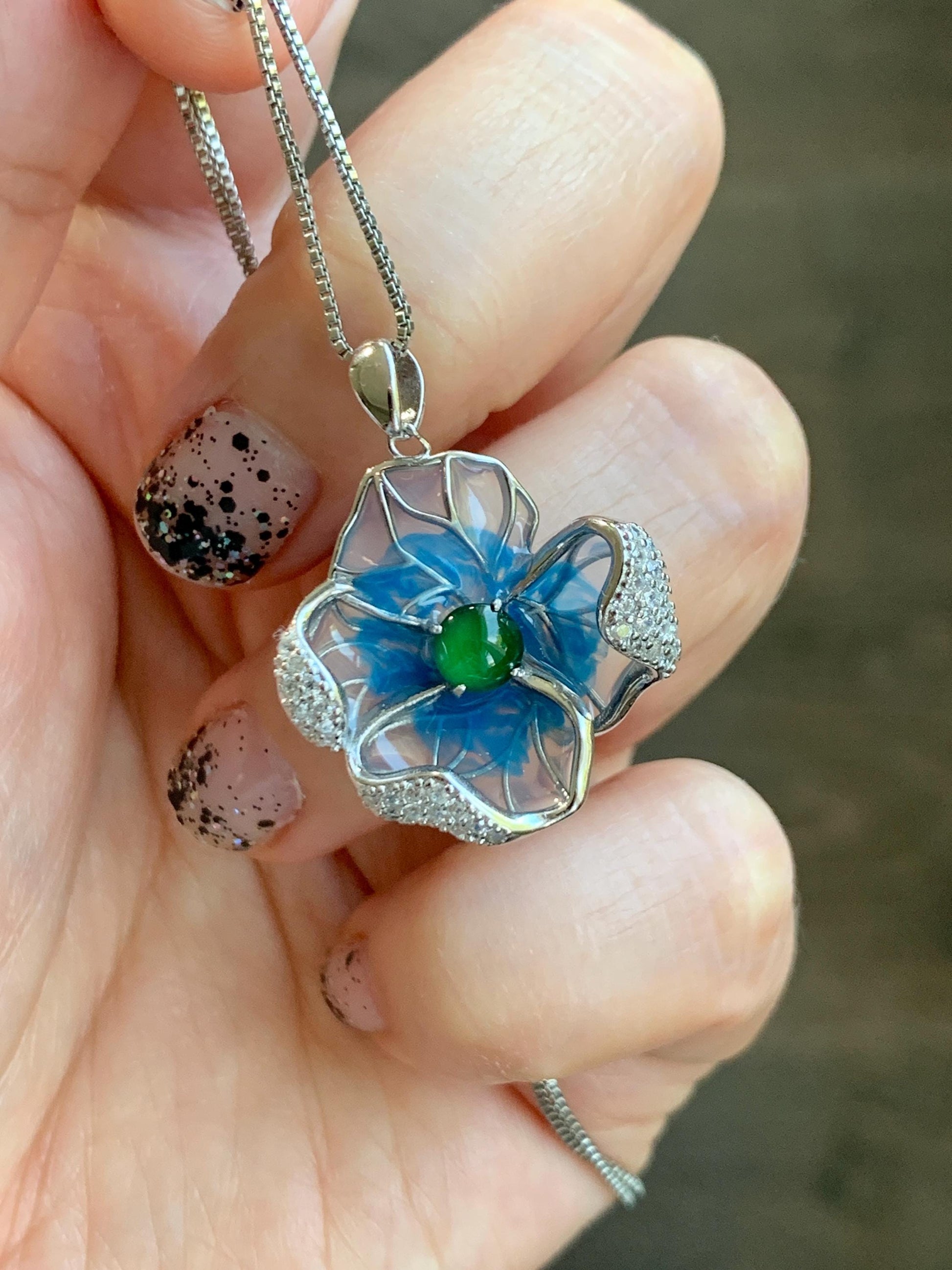 Natural Grade A Guatemalan Icy Translucent Vibrant Green Jade Jadeite Flower Pendant Sterling Silver Blue Resin 4g 天然冰危绿翡翠银镶花吊坠 LHH82P