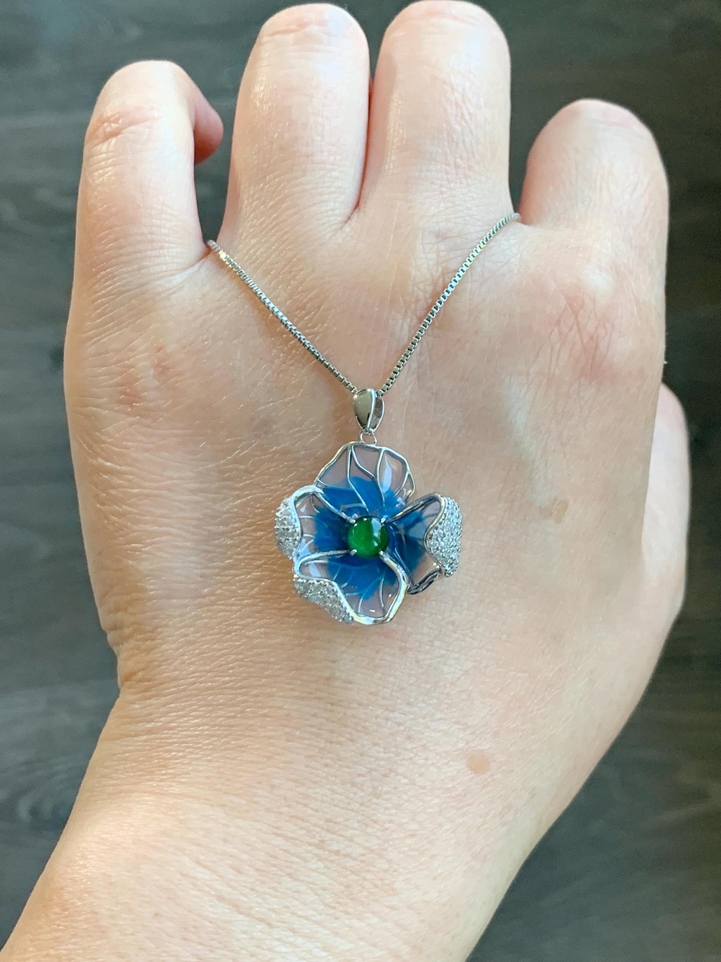 Natural Grade A Guatemalan Icy Translucent Vibrant Green Jade Jadeite Flower Pendant Sterling Silver Blue Resin 4g 天然冰危绿翡翠银镶花吊坠 LHH82P