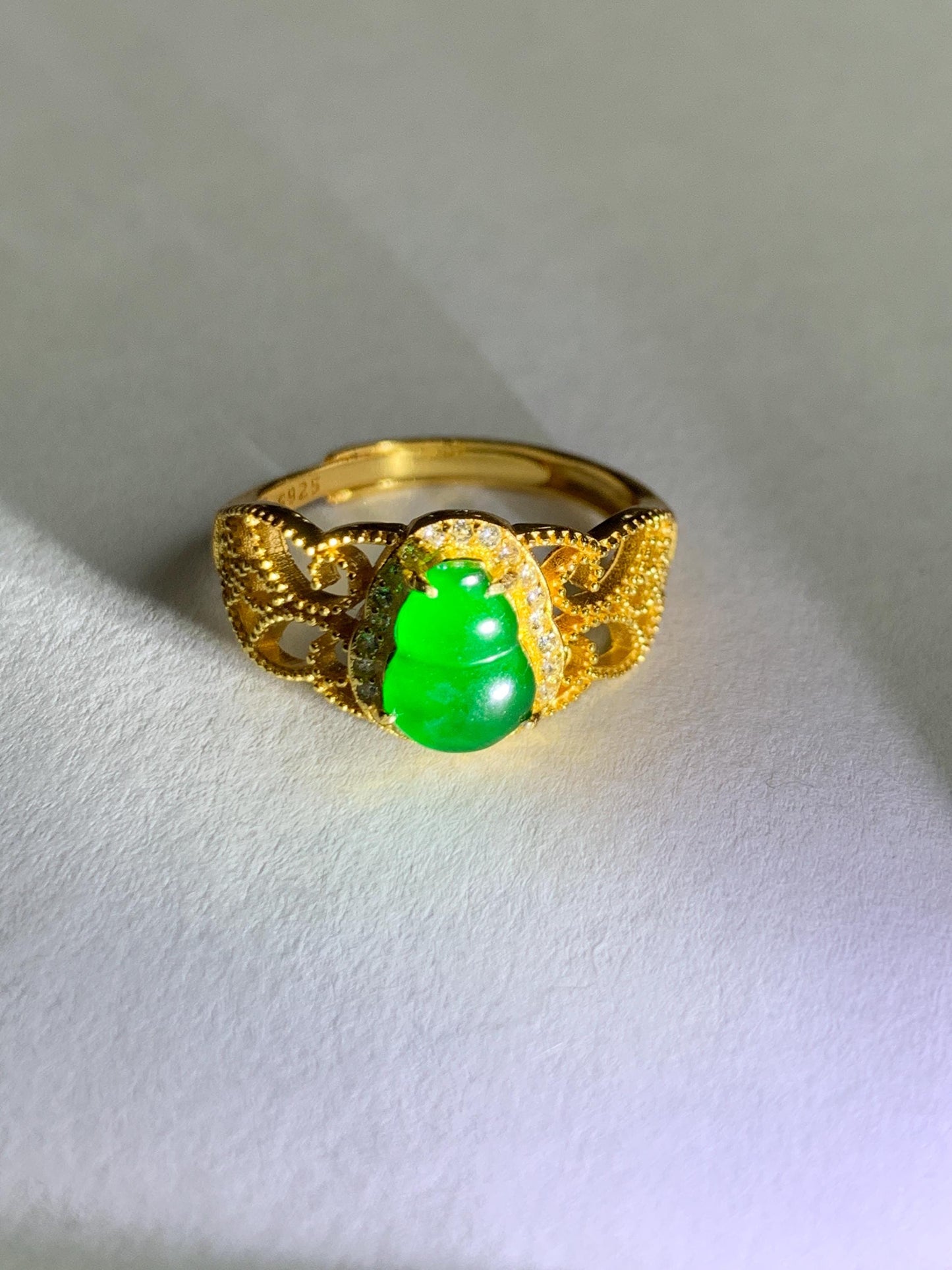 Natural Grade A Guatemalan Icy Translucent Vibrant Green Jade Jadeite Hulu Gourd Ring Sterling Silver Yellow Gold size 7 天然冰危绿翡翠葫芦银镶戒指WHL132