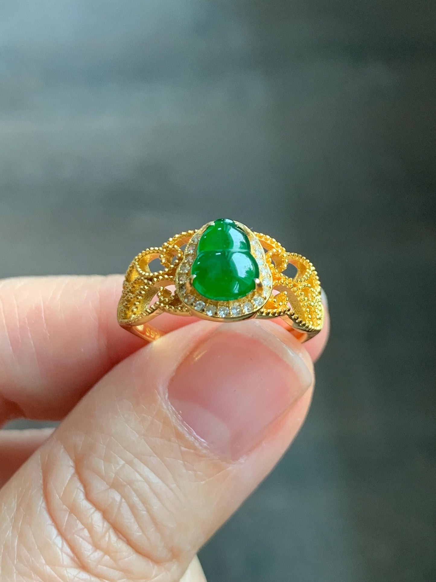 Natural Grade A Guatemalan Icy Translucent Vibrant Green Jade Jadeite Hulu Gourd Ring Sterling Silver Yellow Gold size 7 天然冰危绿翡翠葫芦银镶戒指WHL132