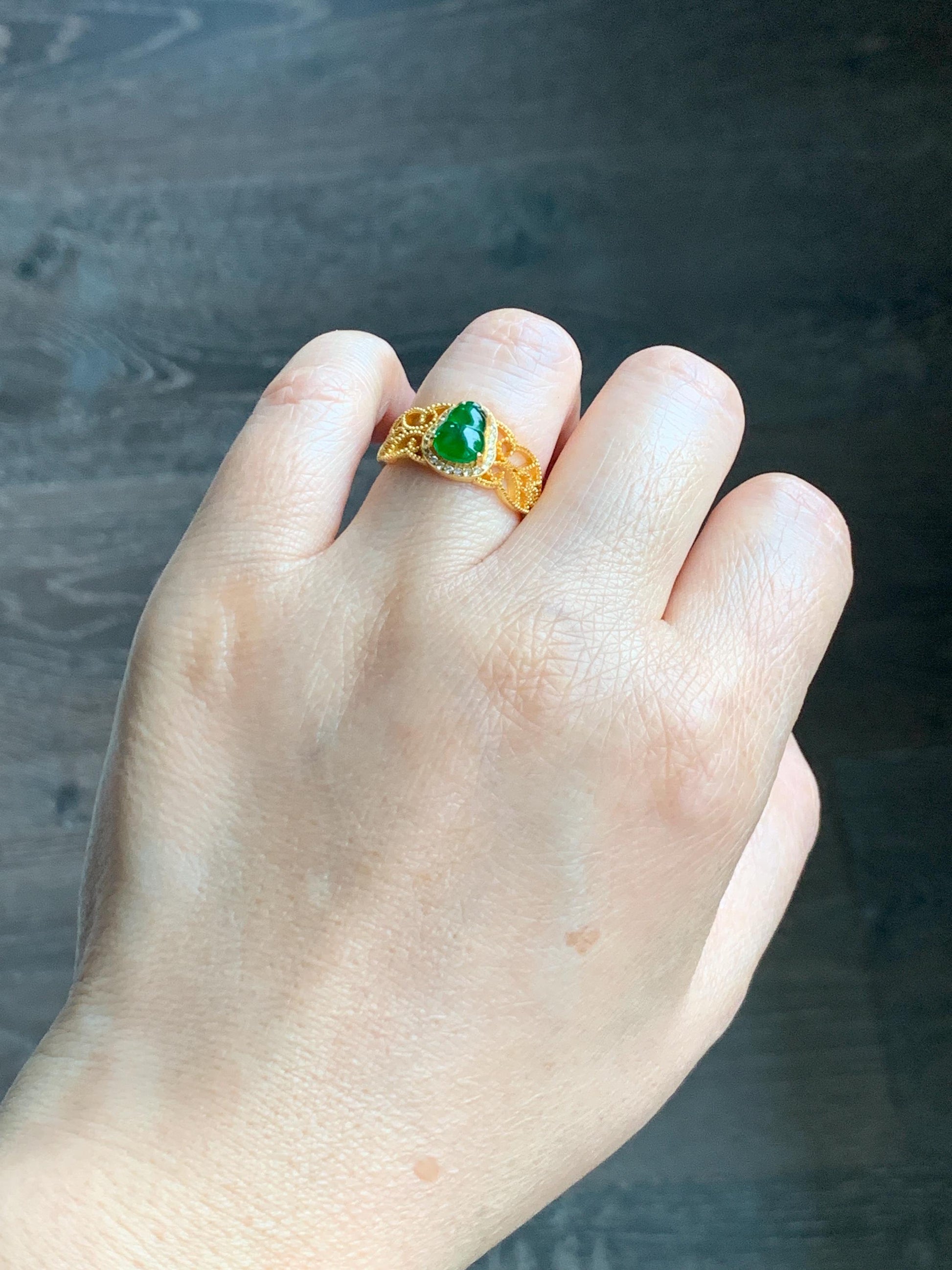 Natural Grade A Guatemalan Icy Translucent Vibrant Green Jade Jadeite Hulu Gourd Ring Sterling Silver Yellow Gold size 7 天然冰危绿翡翠葫芦银镶戒指WHL132