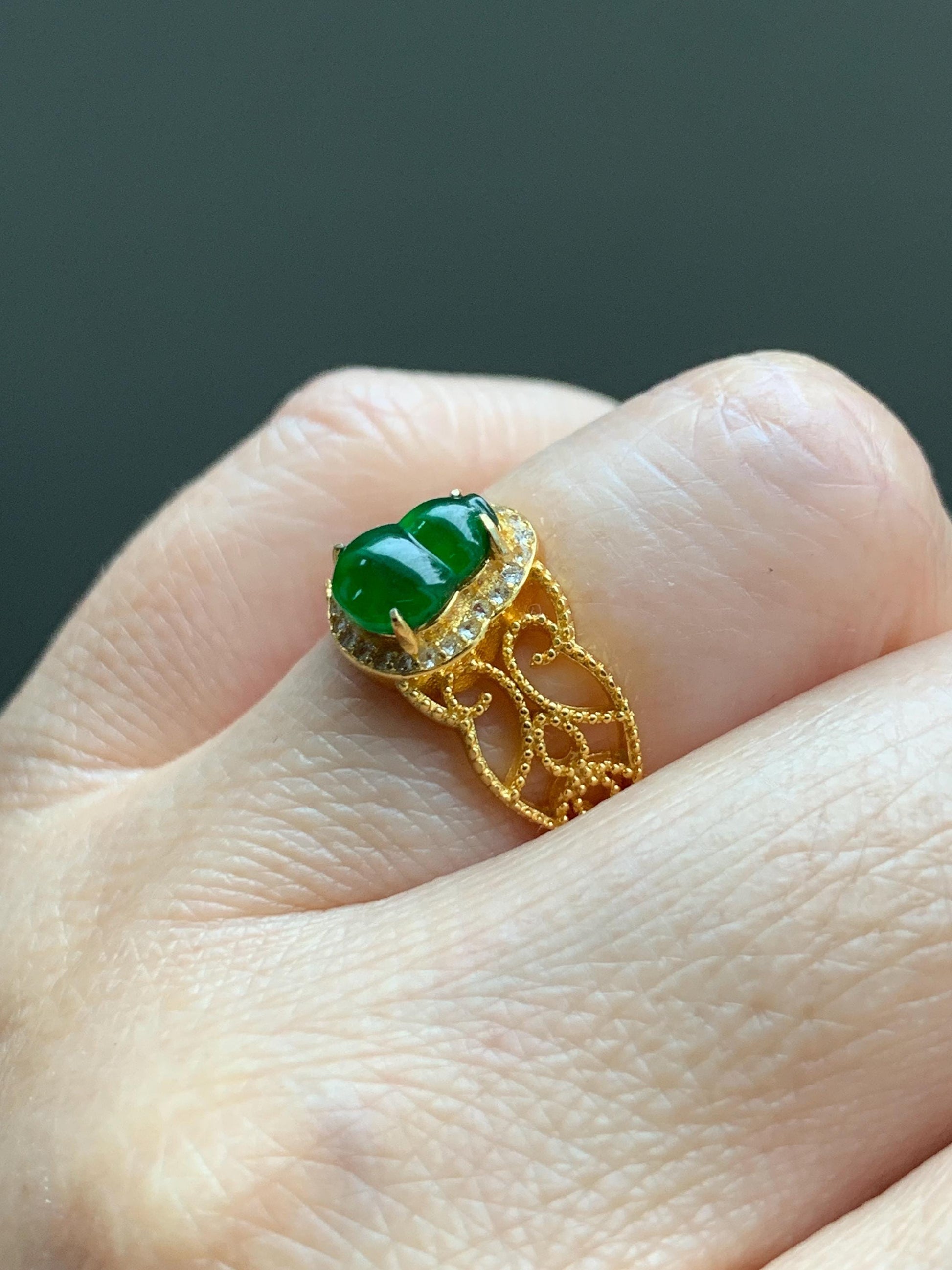 Natural Grade A Guatemalan Icy Translucent Vibrant Green Jade Jadeite Hulu Gourd Ring Sterling Silver Yellow Gold size 7 天然冰危绿翡翠葫芦银镶戒指WHL132