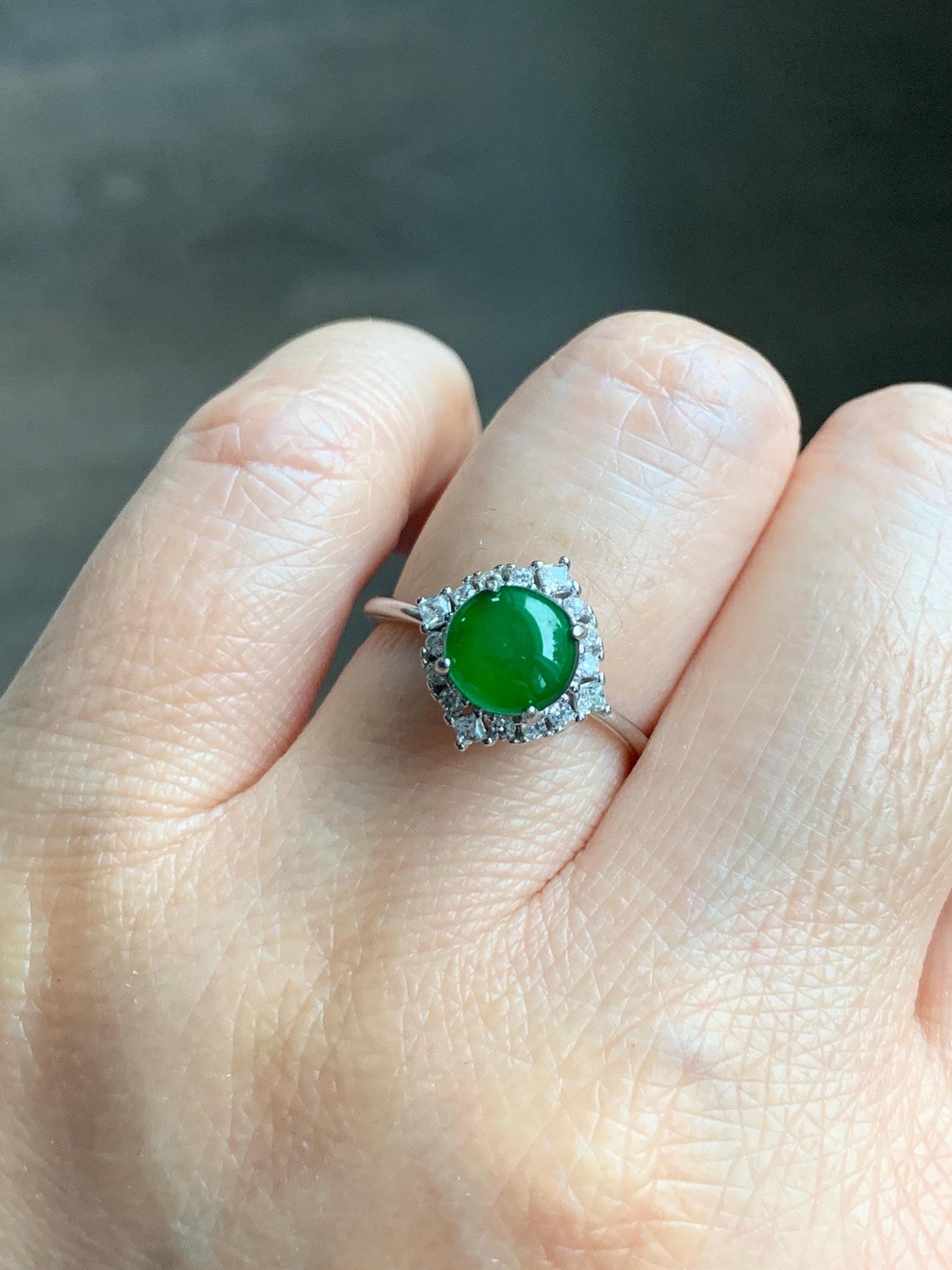 Natural Grade A Guatemalan Icy Translucent Vibrant Green Jade Jadeite Ring Sterling Silver Size Adjustable 天然冰危绿翡翠蛋面银镶戒指 WRL110
