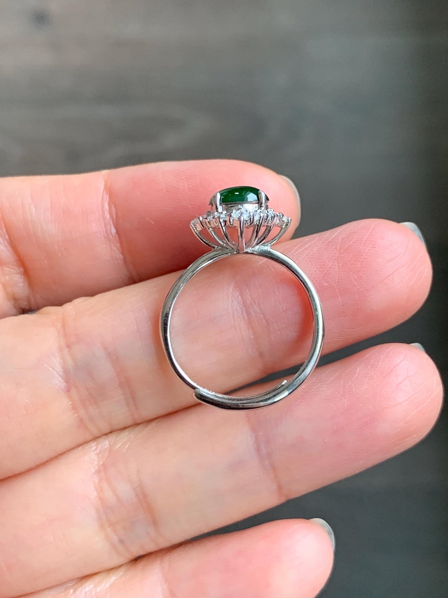 Natural Grade A Guatemalan Icy Translucent Vibrant Green Jade Jadeite Ring Sterling Silver Size Adjustable 天然冰危绿翡翠蛋面银镶戒指 WRL110