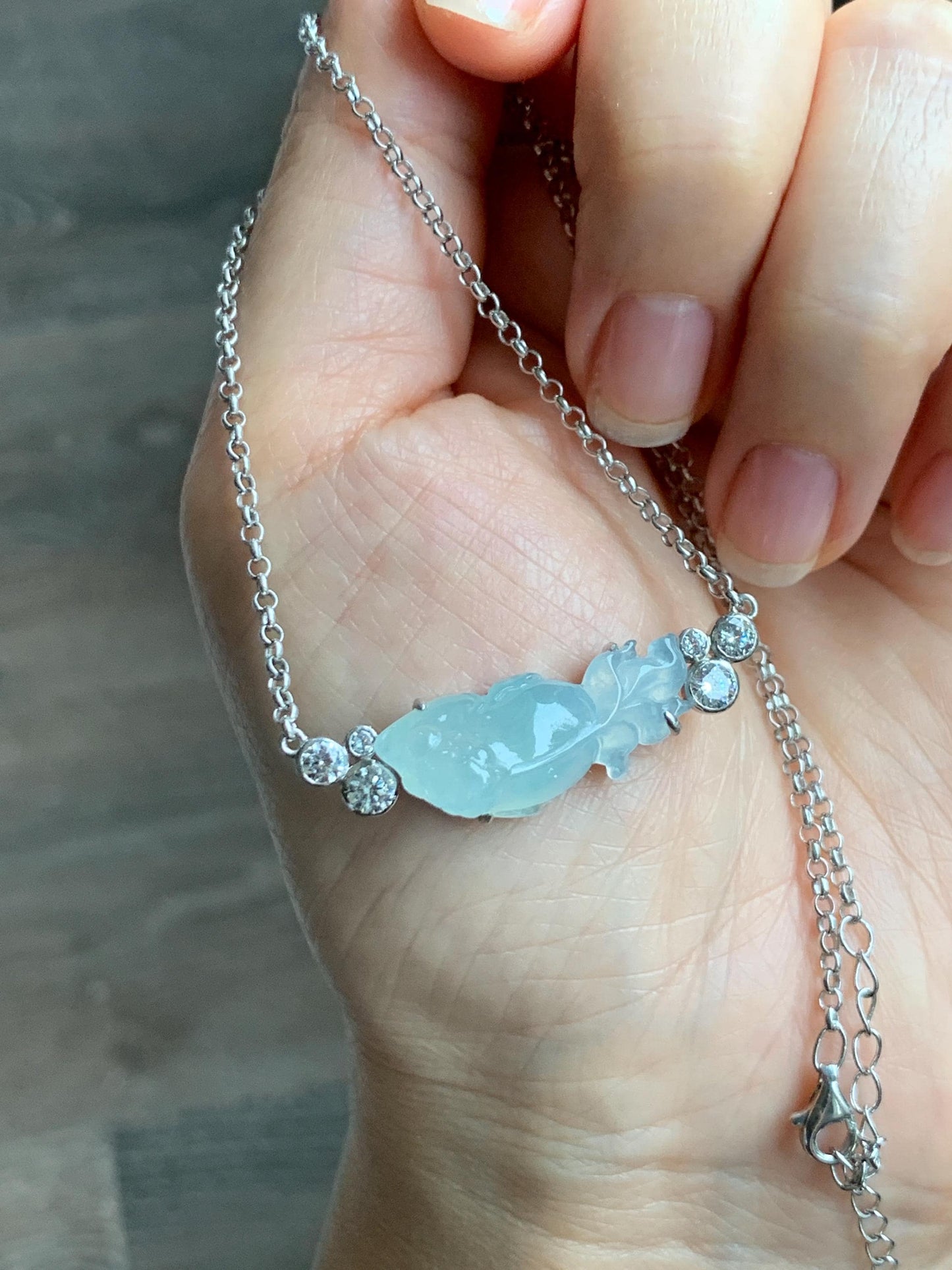 Certified Natural Grade A Icy Translucent Pastel Green Jade Jadeite Goldfish Pendant Necklace Sterling Silver 16"-18” 8g 天然冰胶晴底翡翠金鱼锁骨链 174