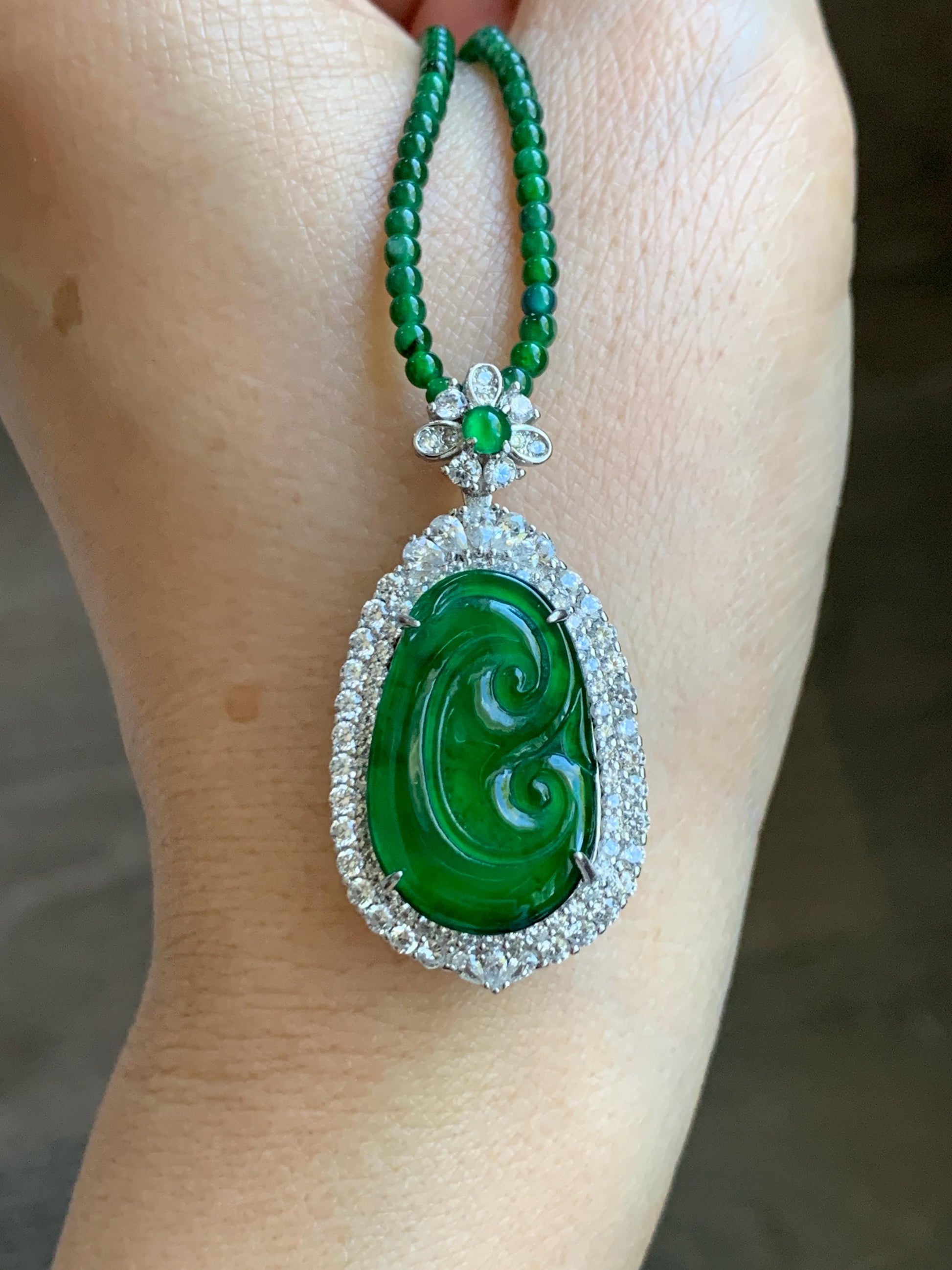 Certified Natural Guatemalan Icy Translucent Vibrant Green Jade Jadeite Ruyi Pendant Sterling Silver Beaded Necklace 天然冰危绿翡翠如意吊坠绿翡翠珠项链 094