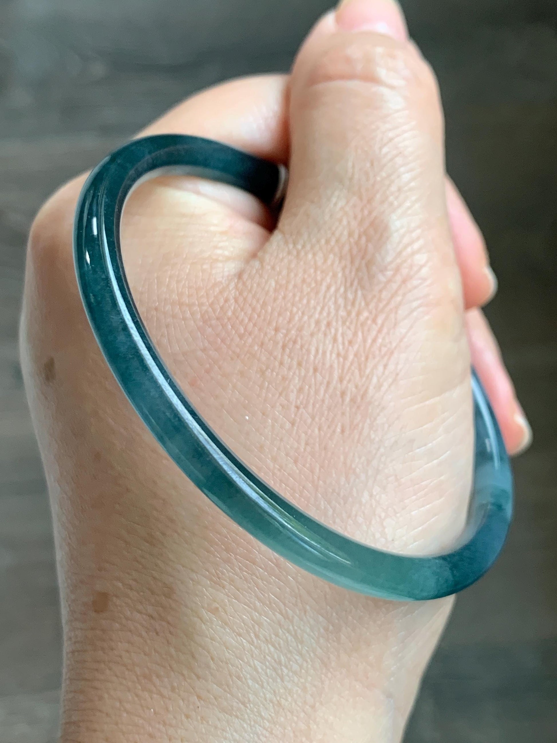 Certified Natural Grade A Guatemalan Icy Translucent Dark Teal Blue Marbled Jade Jadeite Bangle Bracelet 60mm 7.42” 15g 天然冰胶危蓝飘花翡翠细圆条手镯 072