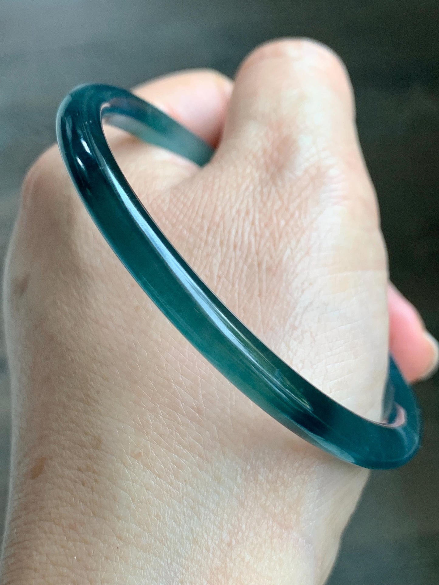 Certified Natural Grade A Guatemalan Icy Translucent Dark Teal Blue Marbled Jade Jadeite Bangle Bracelet 58.25mm 7.2” 天然冰胶危蓝飘花翡翠细圆条手镯 071