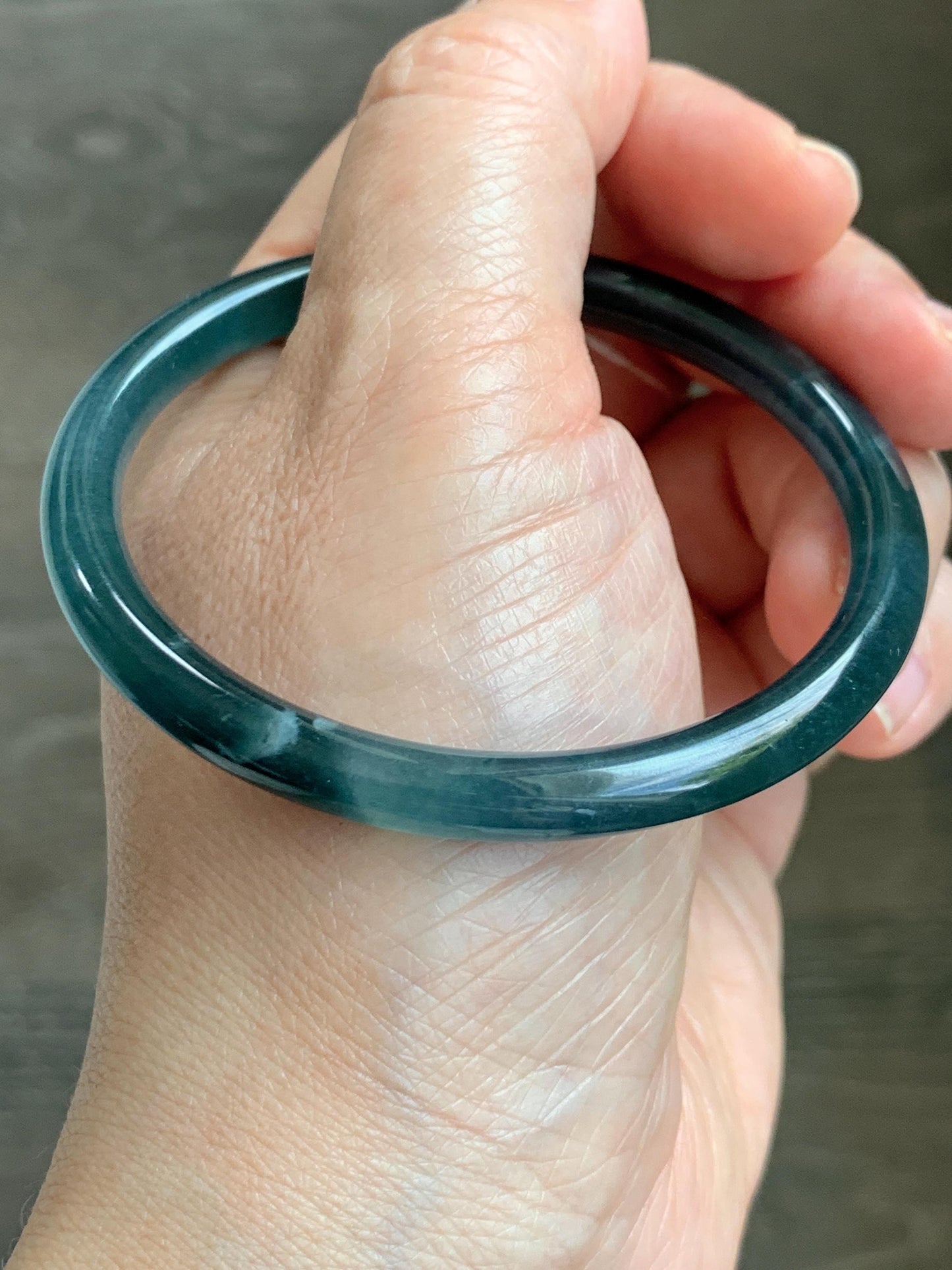 Certified Natural Grade A Guatemalan Icy Translucent Dark Teal Blue Marbled Jade Jadeite Bangle Bracelet 56.28mm 6.95” 天然冰胶危蓝飘花翡翠细圆条手镯 070