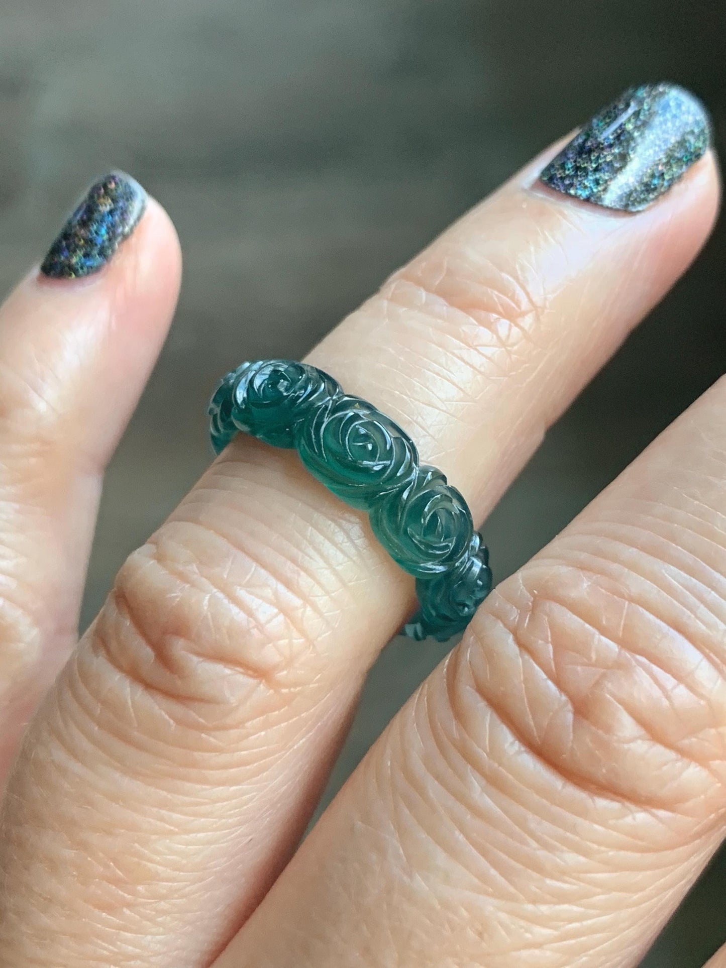 Grade A Natural Guatemalan Icy Translucent Dark Teal Blue Jade Jadeite Carved Rose Band Ring Size 6 US 天然冰胶危蓝翡翠玫瑰花戒圈 GWR450B
