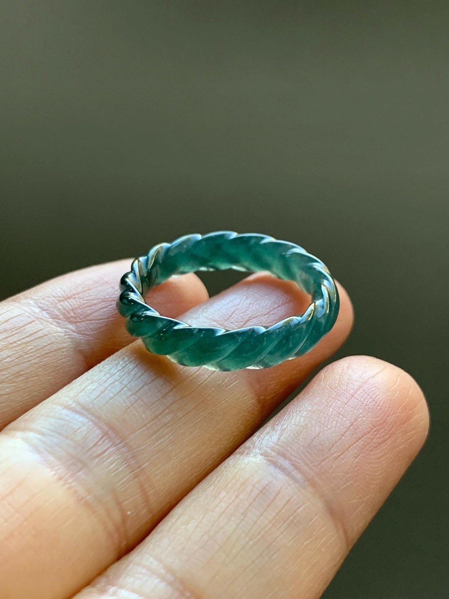 Natural Grade A Guatemalan Icy Translucent Gelatinous Dark Teal Blue Jade Jadeite Carved Braid Band Ring Size 7.5 US 天然冰胶危蓝水翡翠麻花戒圈 MHW66A