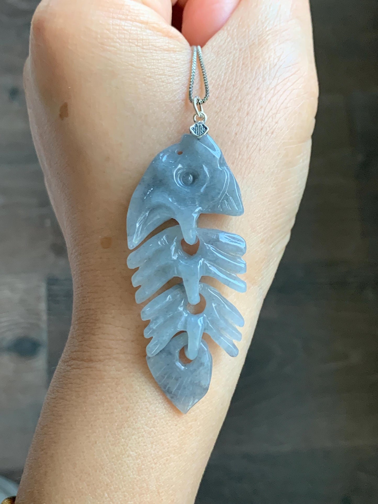 Natural Grade A Icy Translucent Light Gray Wuji Jade Jadeite Fish Bone Pendant Sterling Silver 10g 天然细糯乌鸡翡翠鱼骨头吊坠 MWY220