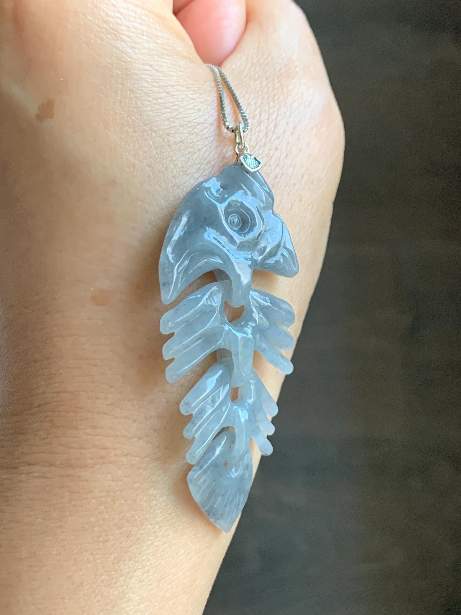 Natural Grade A Icy Translucent Light Gray Wuji Jade Jadeite Fish Bone Pendant Sterling Silver 10g 天然细糯乌鸡翡翠鱼骨头吊坠 MWY220